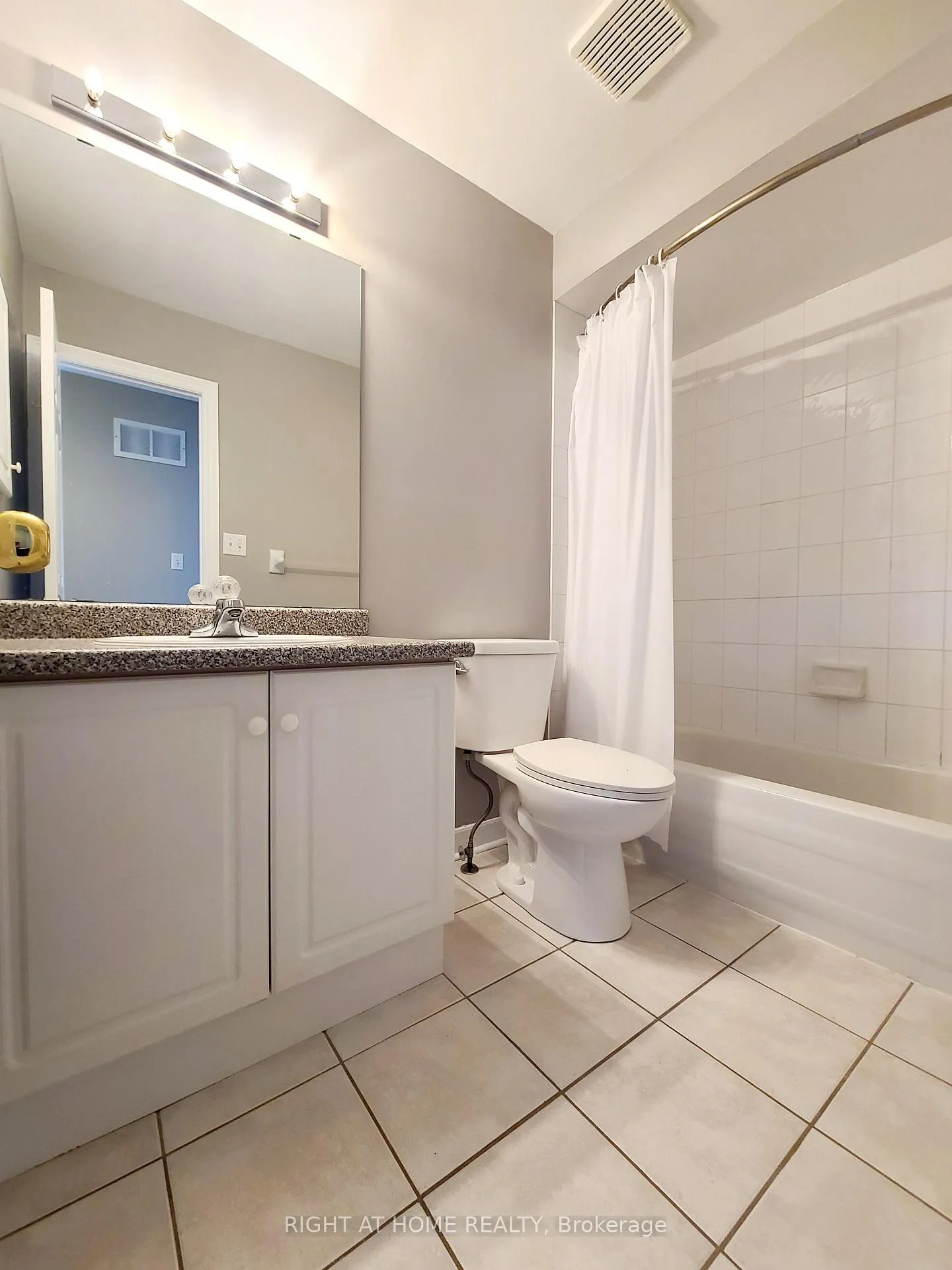 Photo 244 of 99 Snedden Avenue, Aurora, Bayview Wellington — HOMEH