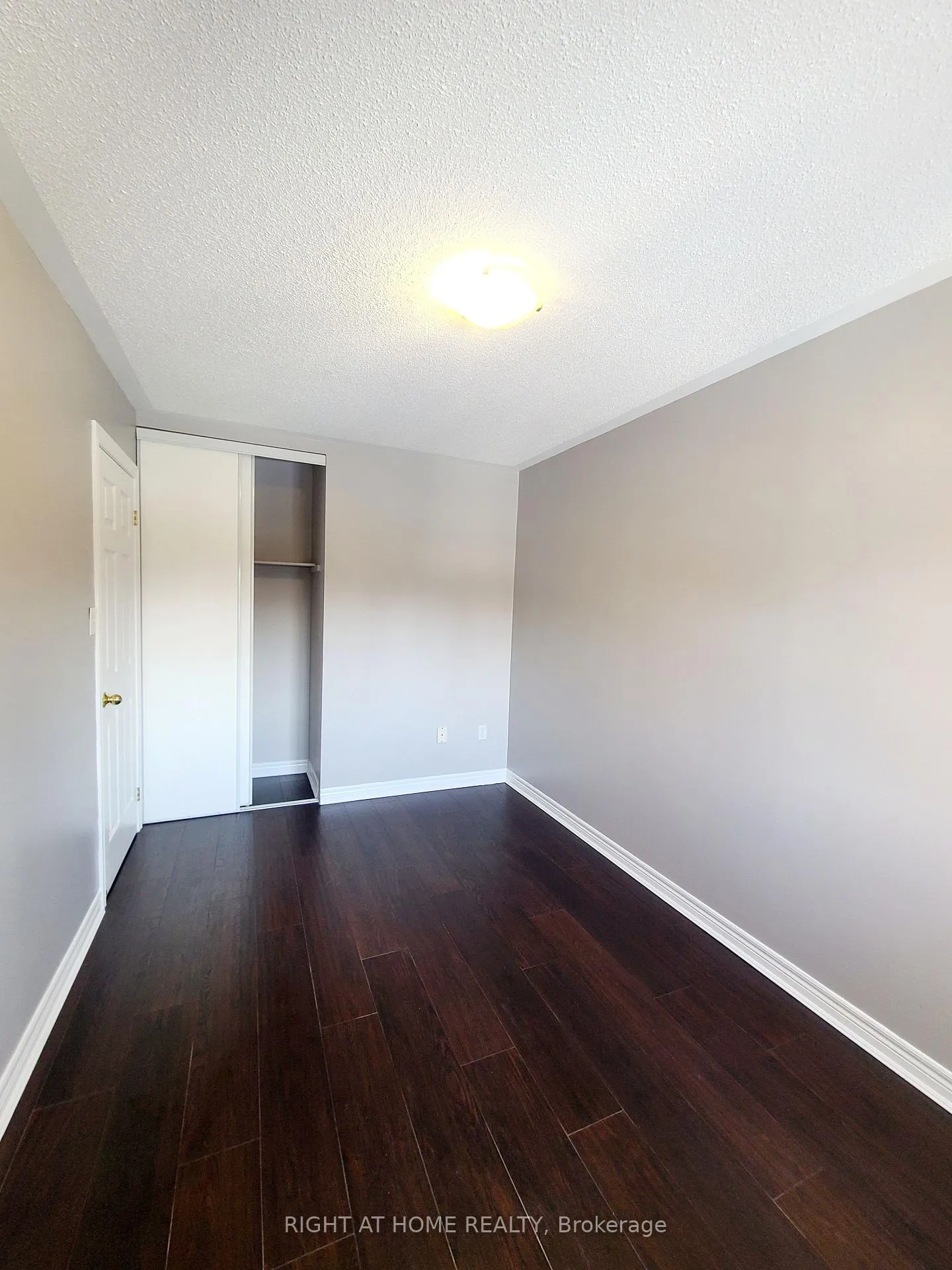 Photo 298 of 99 Snedden Avenue, Aurora, Bayview Wellington — HOMEH