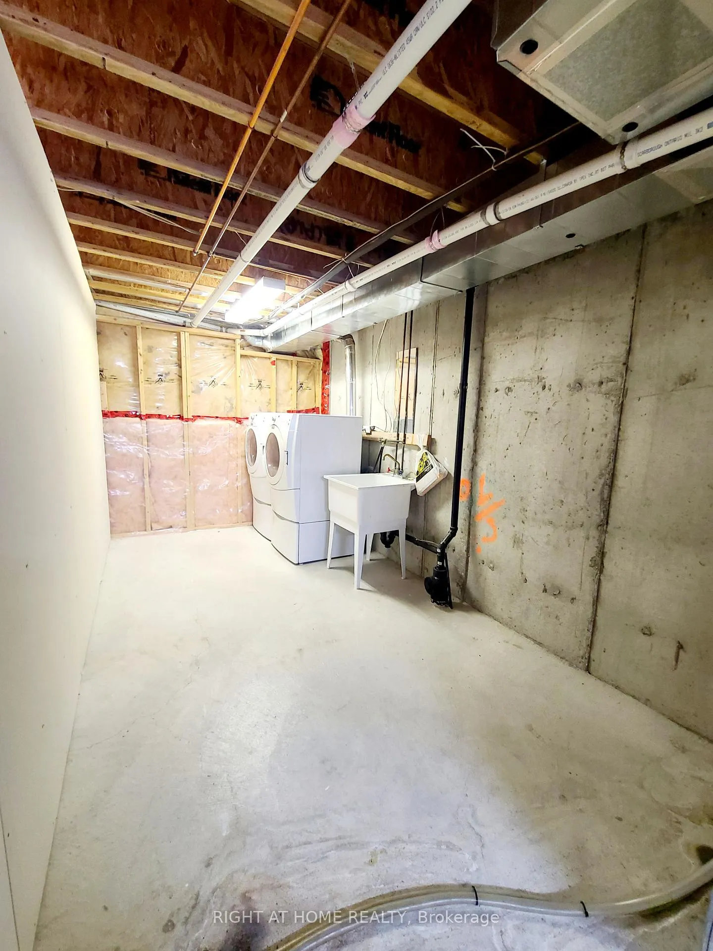 Photo 373 of 99 Snedden Avenue, Aurora, Bayview Wellington — HOMEH