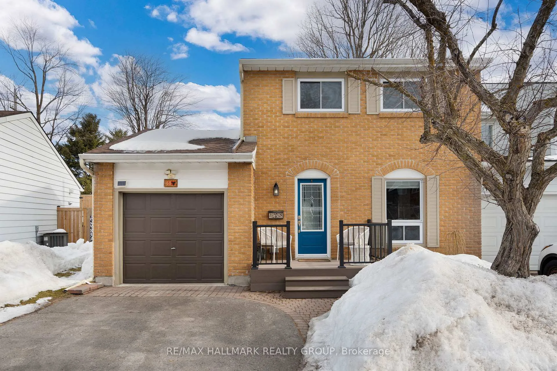 Photo 5 of 68 Valewood Crescent, Ottawa, Blackburn Hamlet — HOMEH