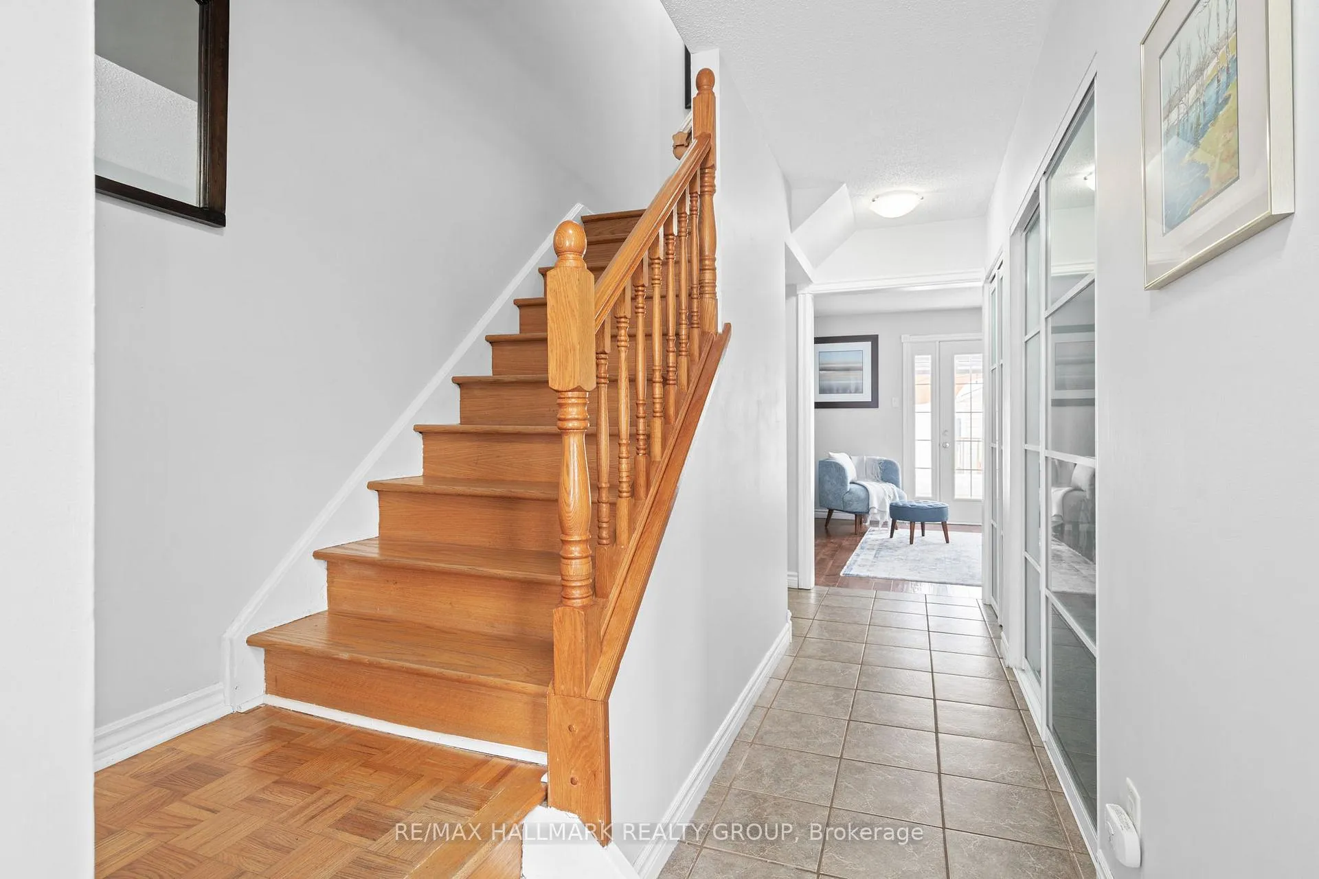 Photo 43 of 68 Valewood Crescent, Ottawa, Blackburn Hamlet — HOMEH