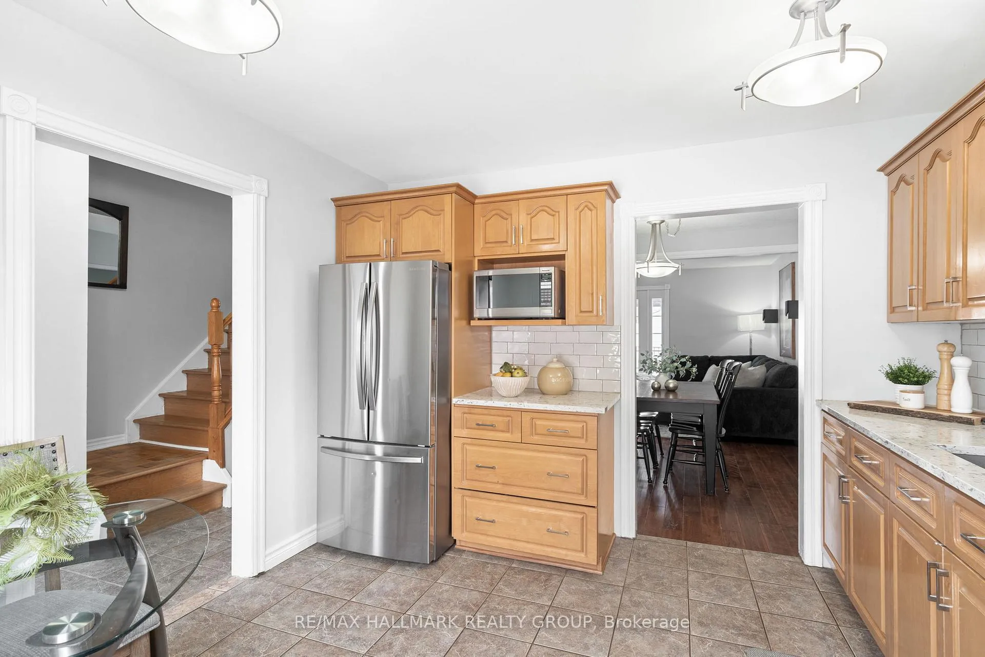 Photo 62 of 68 Valewood Crescent, Ottawa, Blackburn Hamlet — HOMEH
