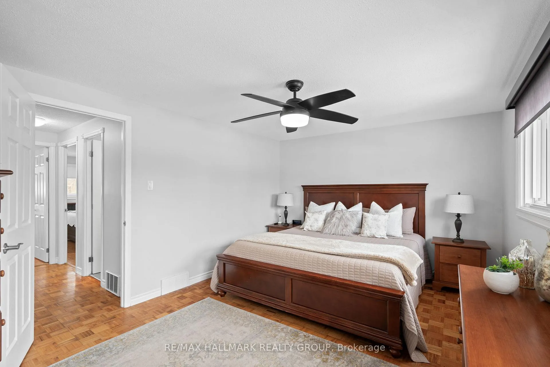 Photo 213 of 68 Valewood Crescent, Ottawa, Blackburn Hamlet — HOMEH