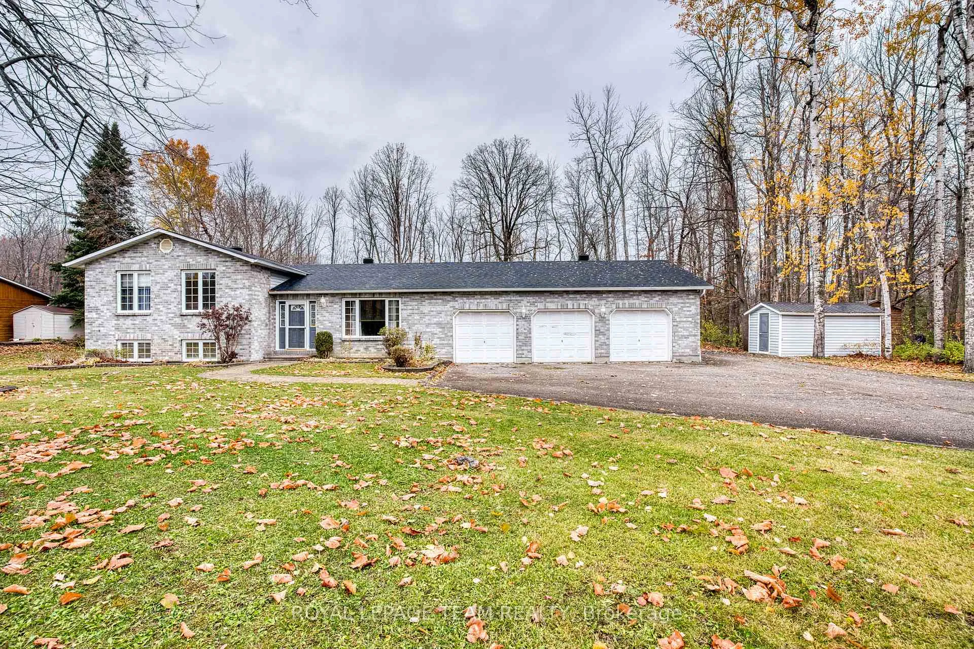 Photo 2 of 188 Hemlock Drive, Beckwith, Beckwith Twp — HOMEH