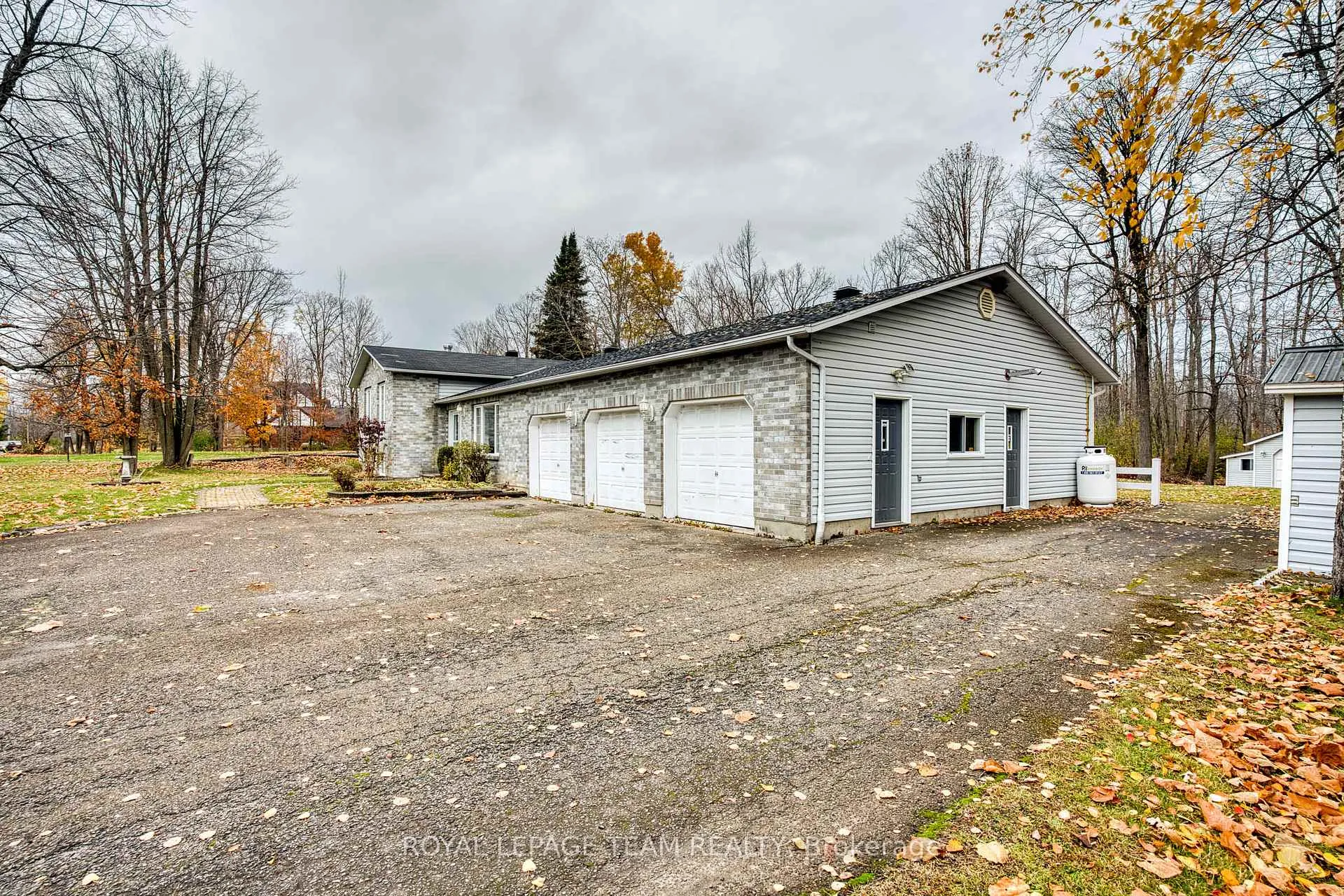 Photo 4 of 188 Hemlock Drive, Beckwith, Beckwith Twp — HOMEH