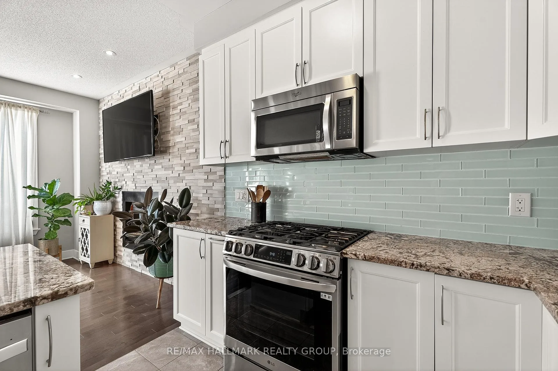 Photo 245 of 332 Gracewood Crescent, Ottawa, Blossom Park/Kemp Park/Findlay Creek — HOMEH