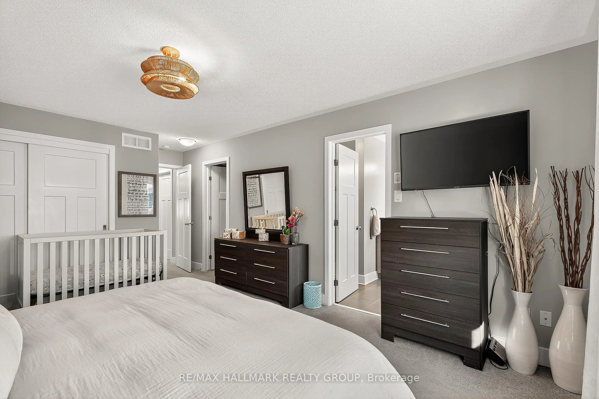 Photo 403 of 332 Gracewood Crescent, Ottawa, Blossom Park/Kemp Park/Findlay Creek — HOMEH