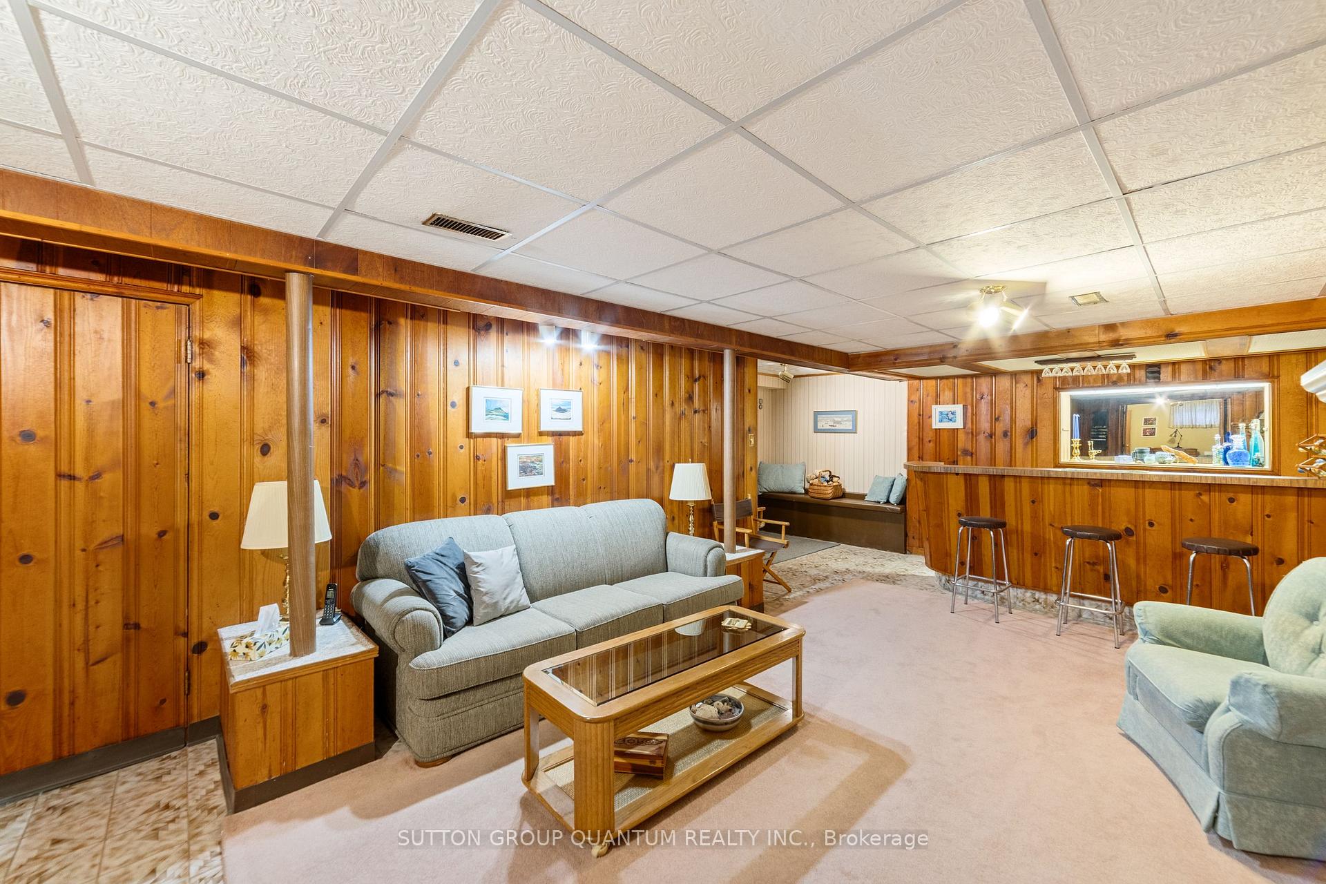 Photo 20 of 37 Farley Crescent, Etobicoke, Willowridge-Martingrove-Richview — HOMEH
