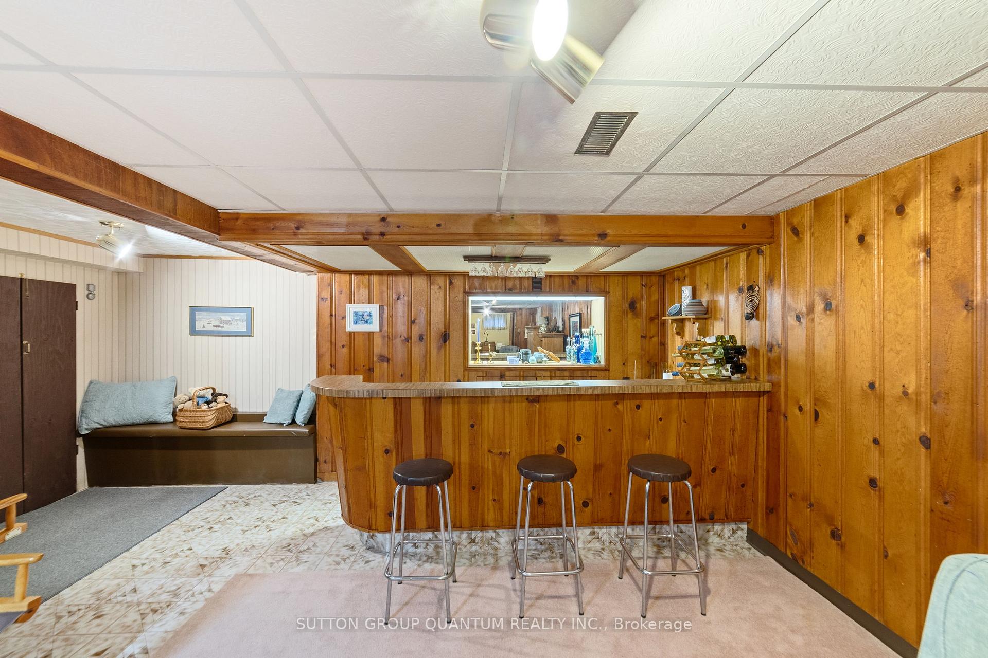 Photo 23 of 37 Farley Crescent, Etobicoke, Willowridge-Martingrove-Richview — HOMEH