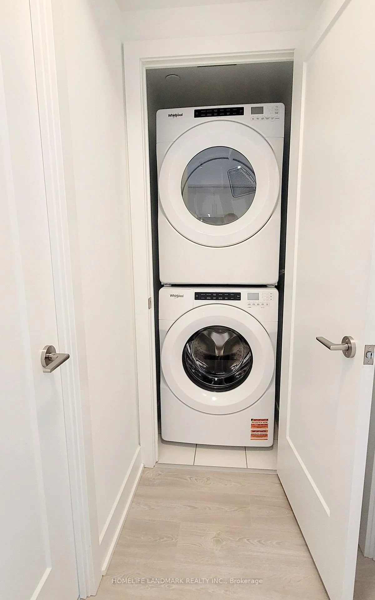 Photo 6 of Unit 724, 2545 Simcoe Street N, Oshawa, Windfields — HOMEH