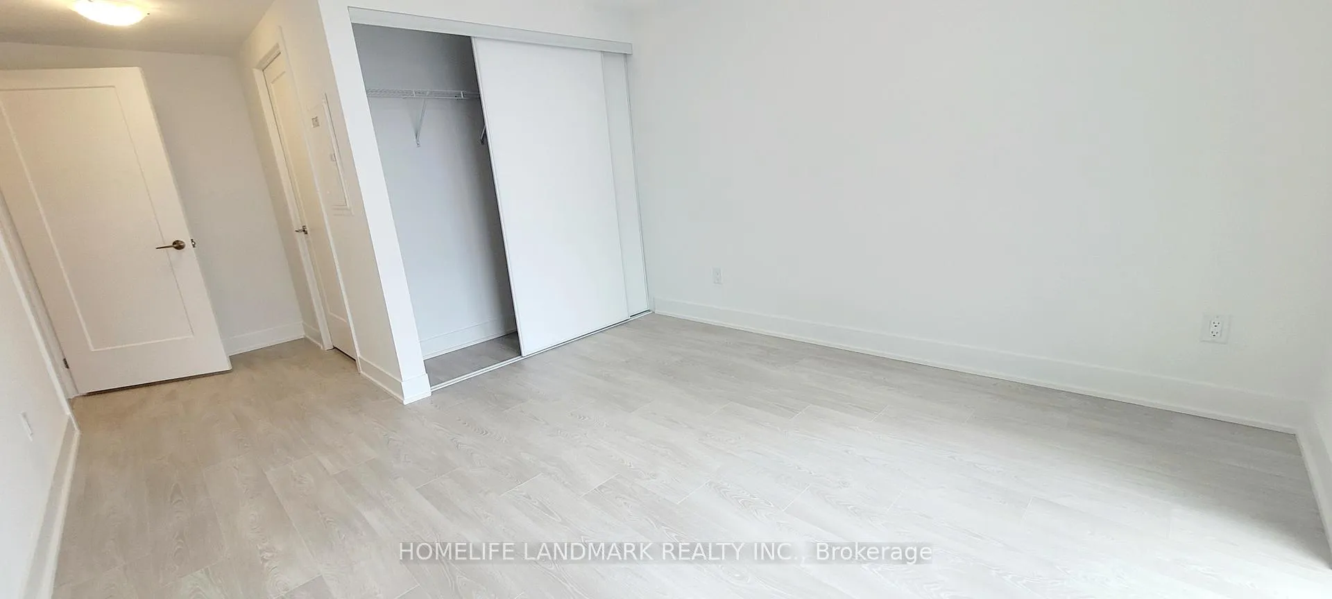 Photo 10 of Unit 724, 2545 Simcoe Street N, Oshawa, Windfields — HOMEH