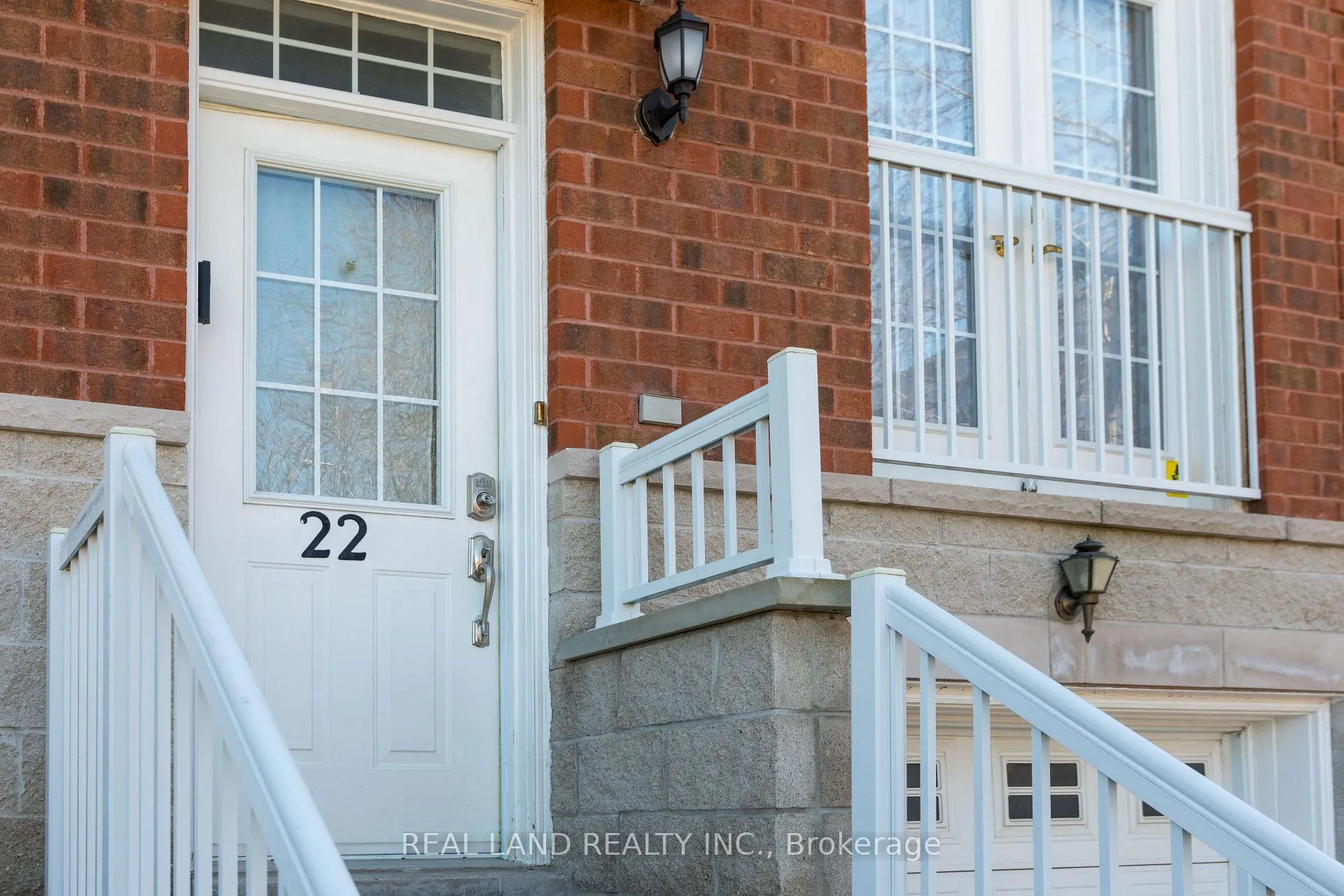 Photo 1 of 22 Loring Doolittle Court, Aurora, Aurora Village — HOMEH