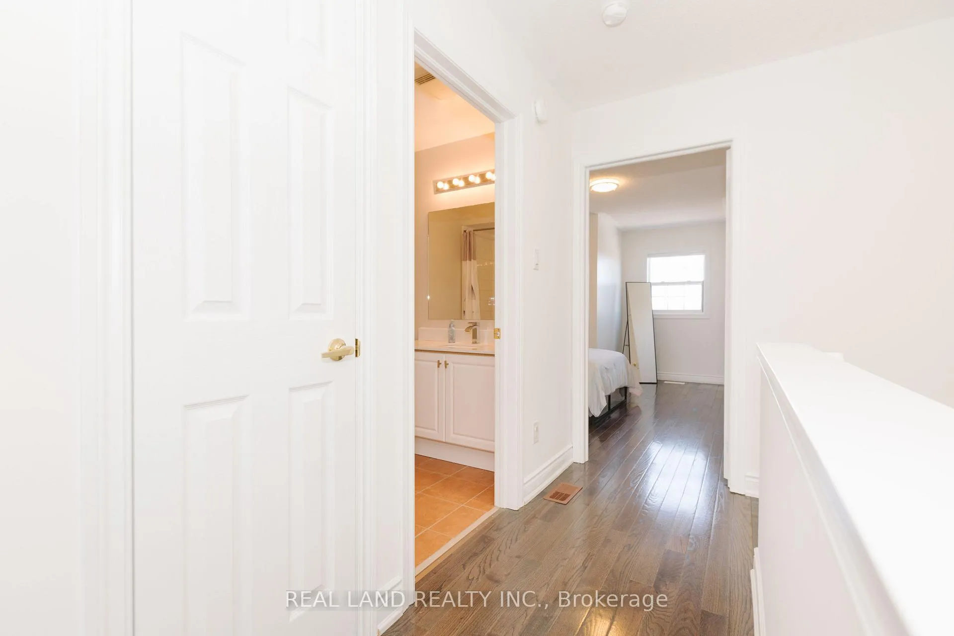 Photo 30 of 22 Loring Doolittle Court, Aurora, Aurora Village — HOMEH