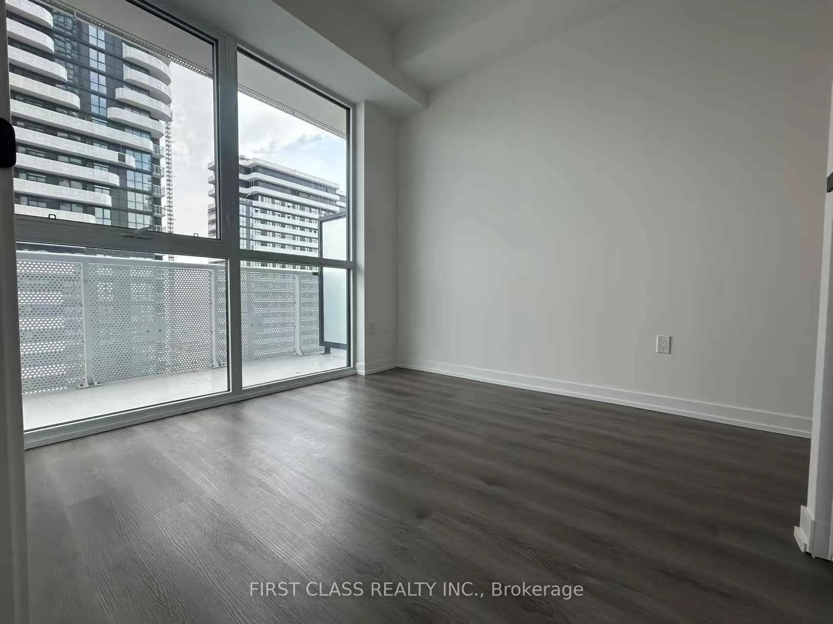 Photo 3 of Unit 3615, 225 Commerce Street W, Vaughan, Vaughan Corporate Centre — HOMEH