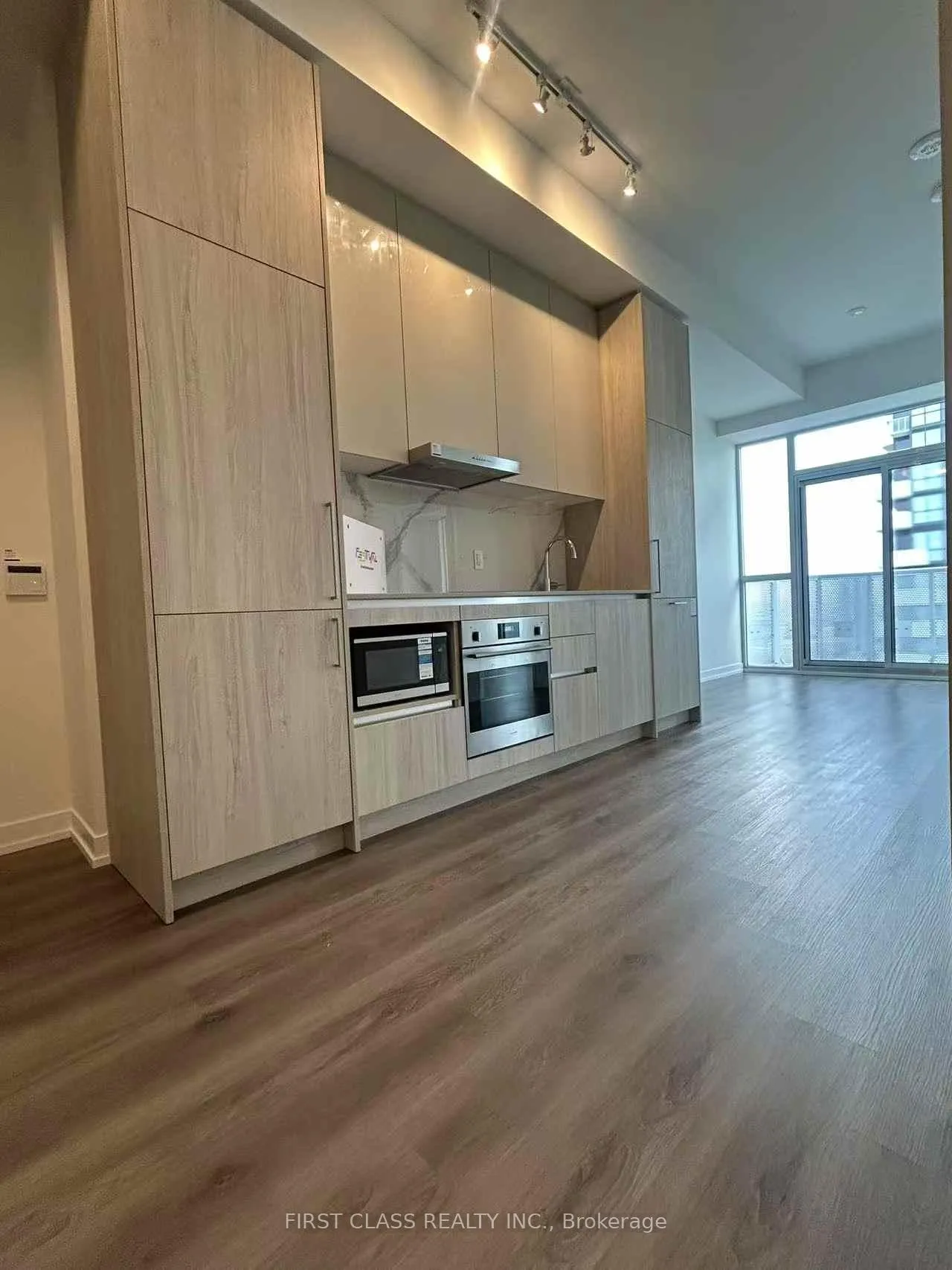 Photo 11 of Unit 3615, 225 Commerce Street W, Vaughan, Vaughan Corporate Centre — HOMEH