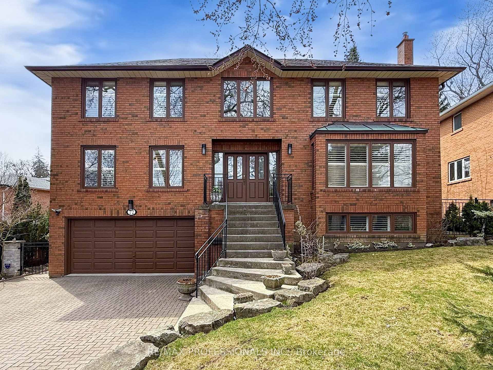 Front of 72 Freemont Avenue