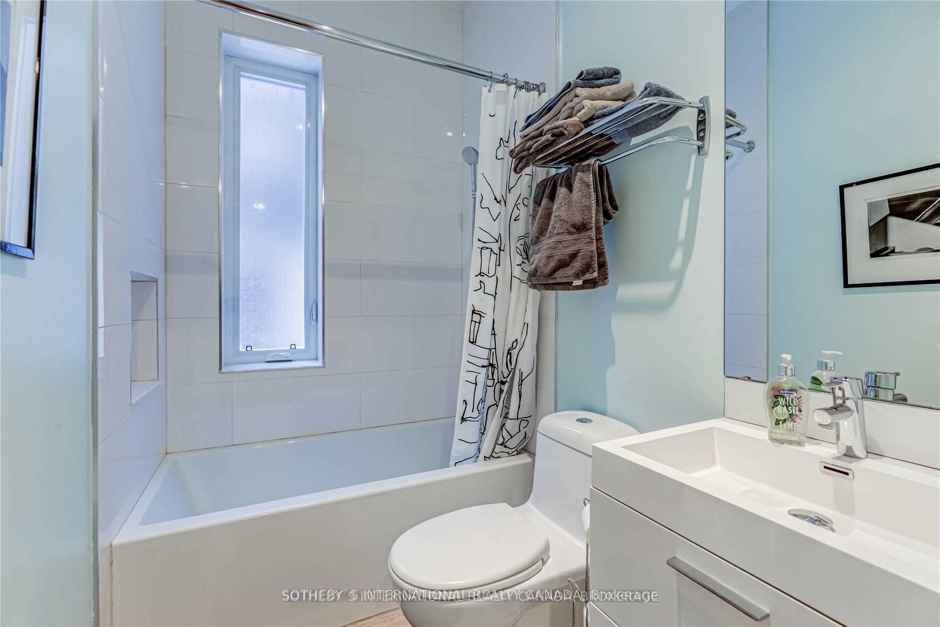 Photo 13 of Unit 2, 324 Markham Street, Toronto, Palmerston-Little Italy — HOMEH