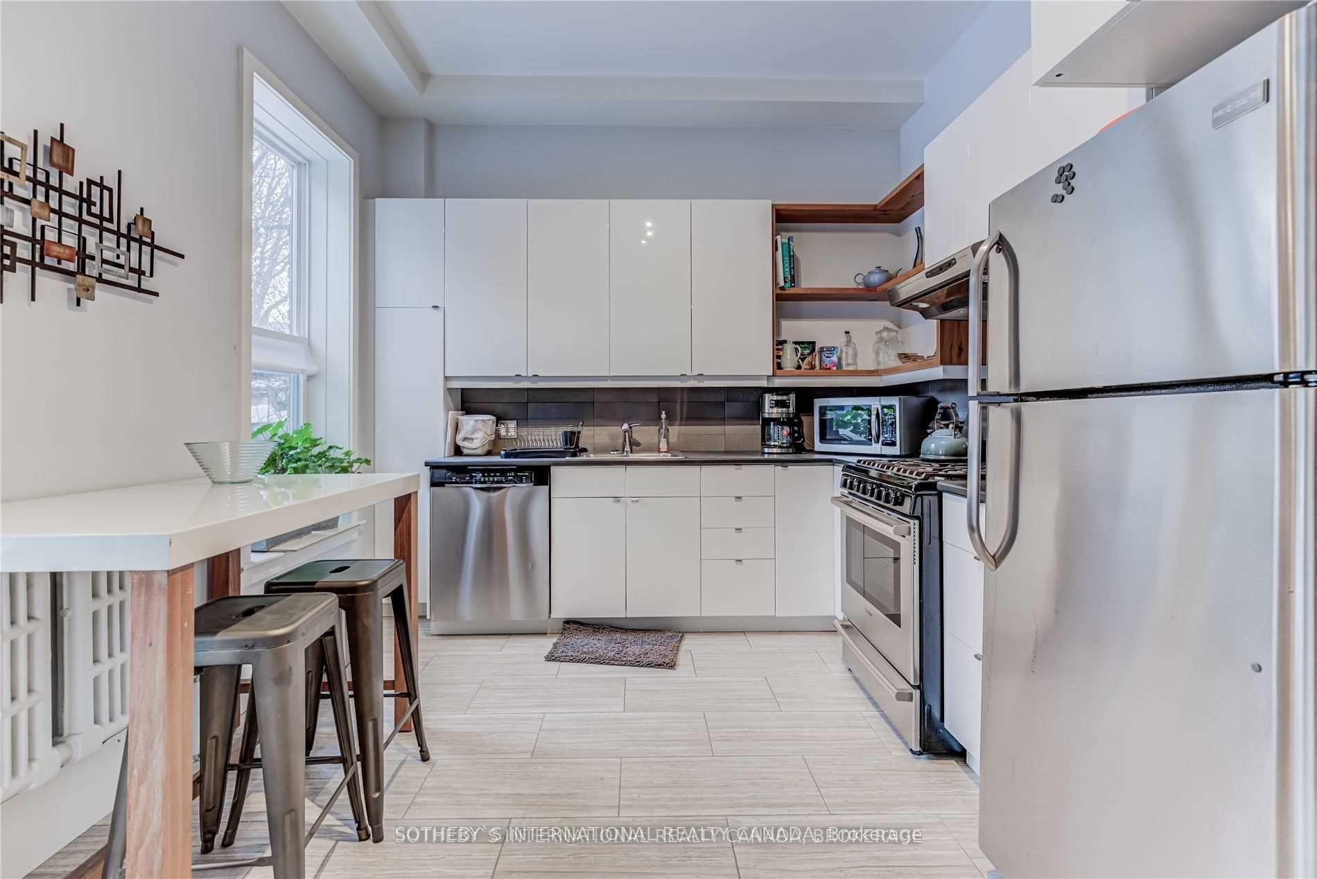 Photo 7 of Unit 2, 324 Markham Street, Toronto, Palmerston-Little Italy — HOMEH