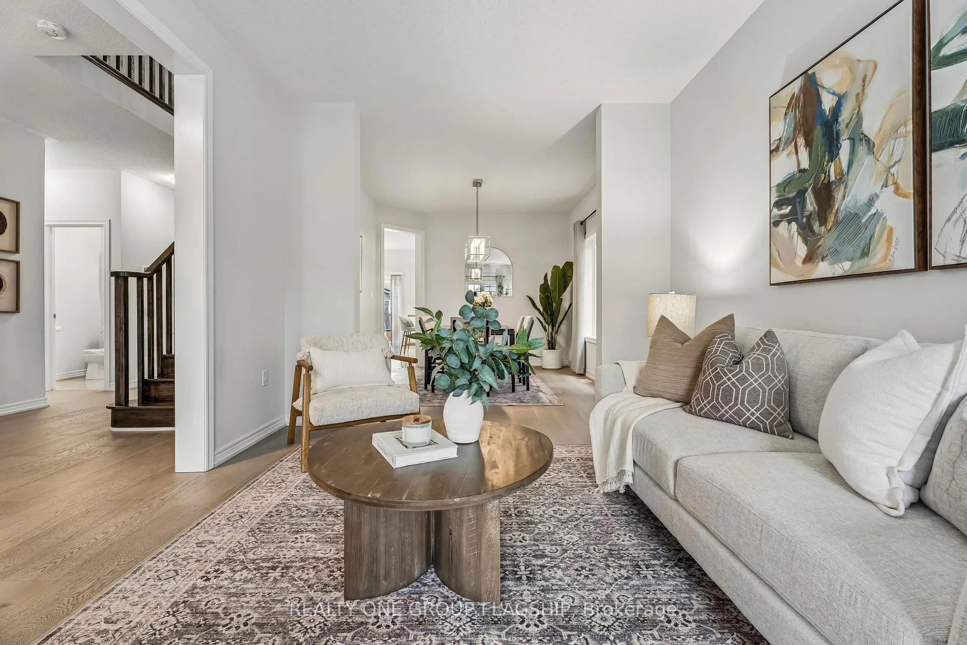 Photo 6 of 87 Dolomiti Court, Hamilton, Rural Glanbrook — HOMEH