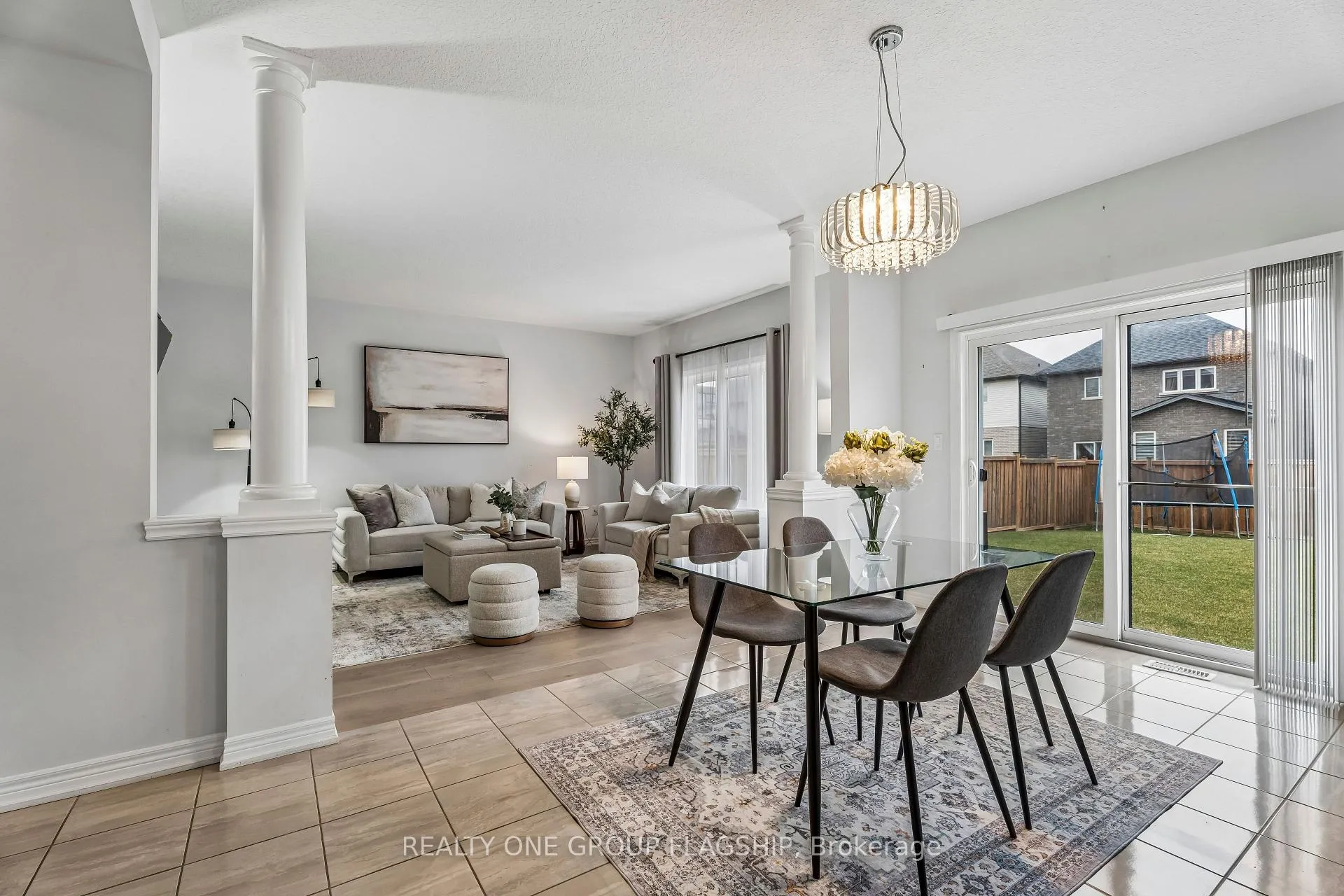 Photo 12 of 87 Dolomiti Court, Hamilton, Rural Glanbrook — HOMEH