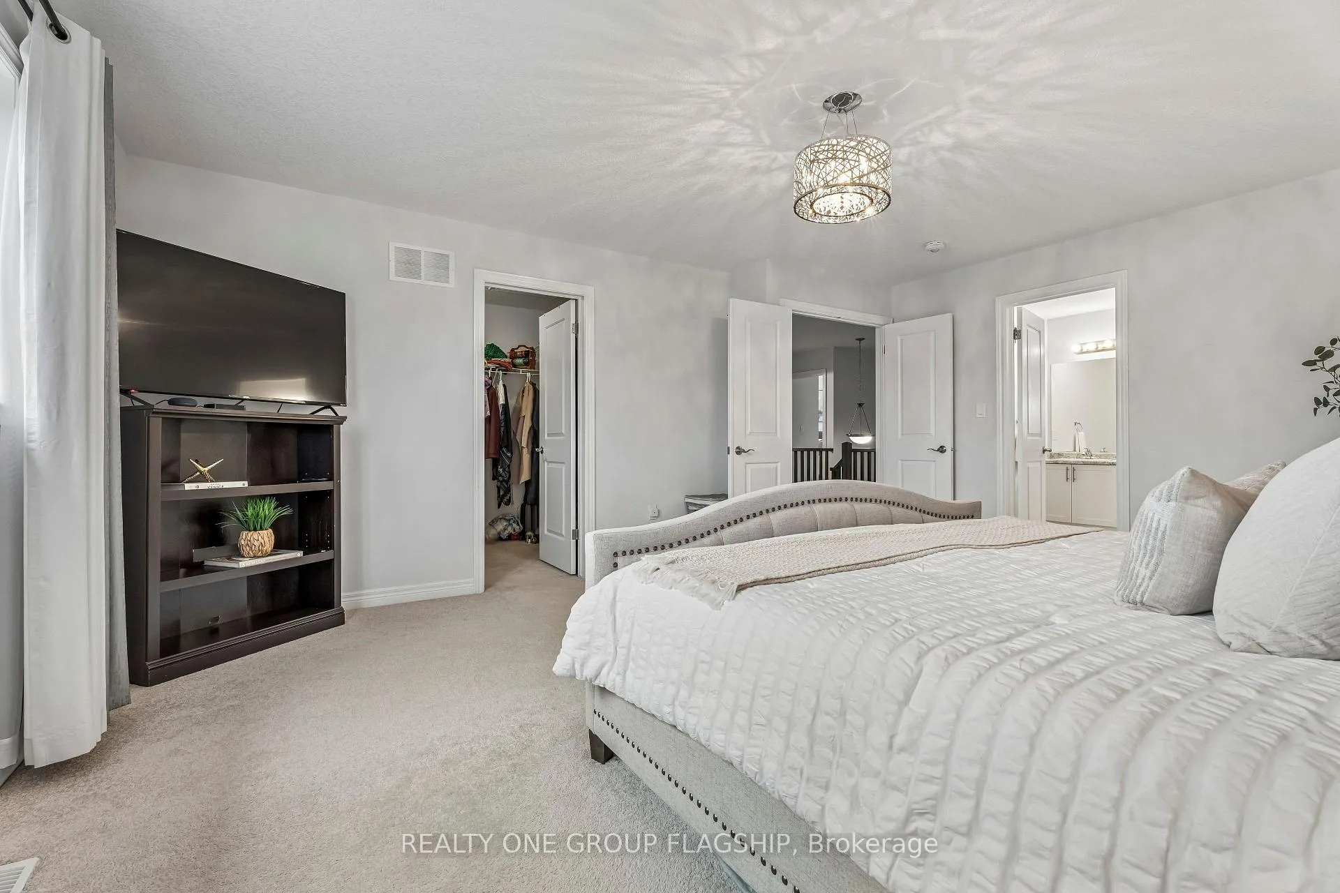 Photo 21 of 87 Dolomiti Court, Hamilton, Rural Glanbrook — HOMEH