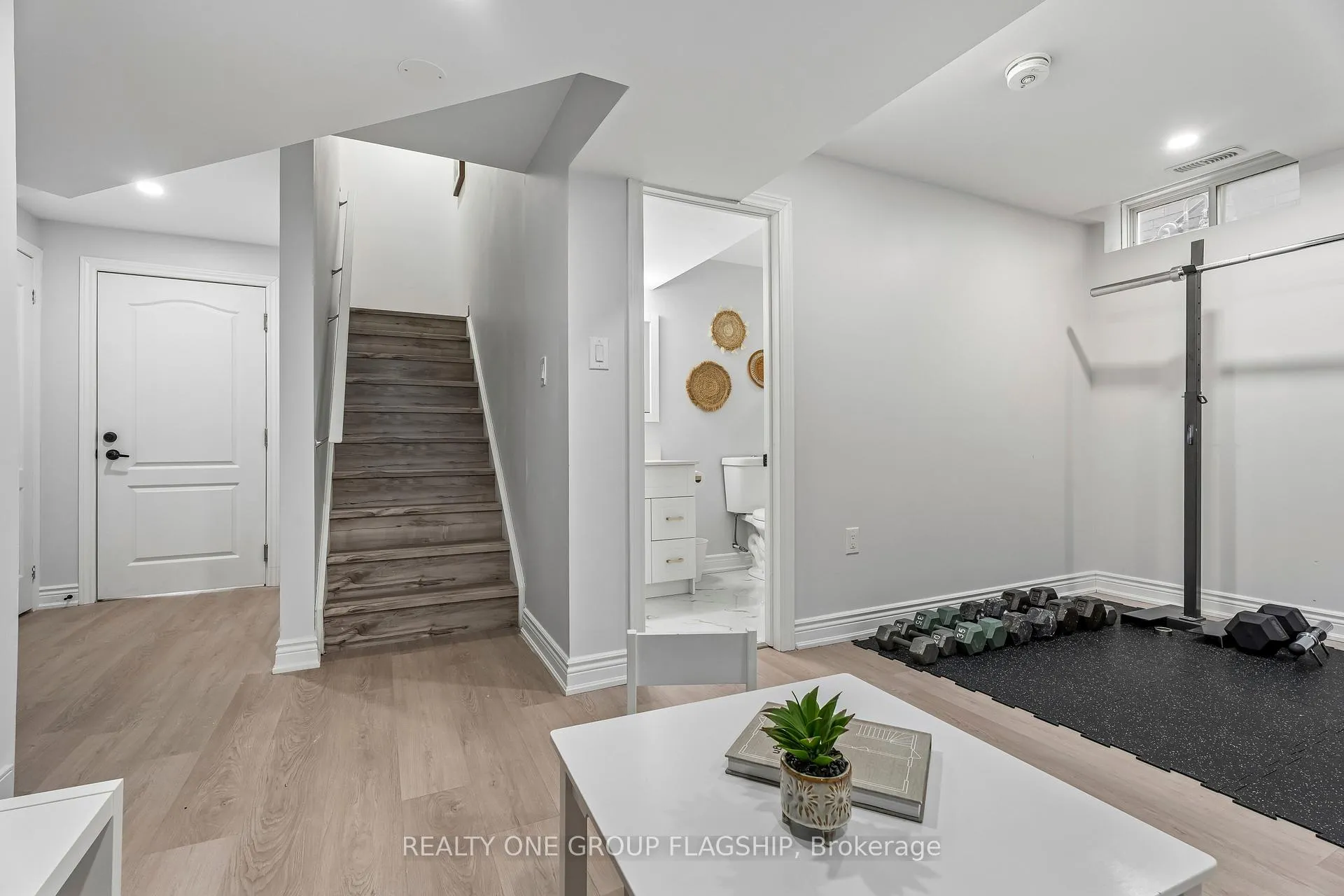 Photo 33 of 87 Dolomiti Court, Hamilton, Rural Glanbrook — HOMEH