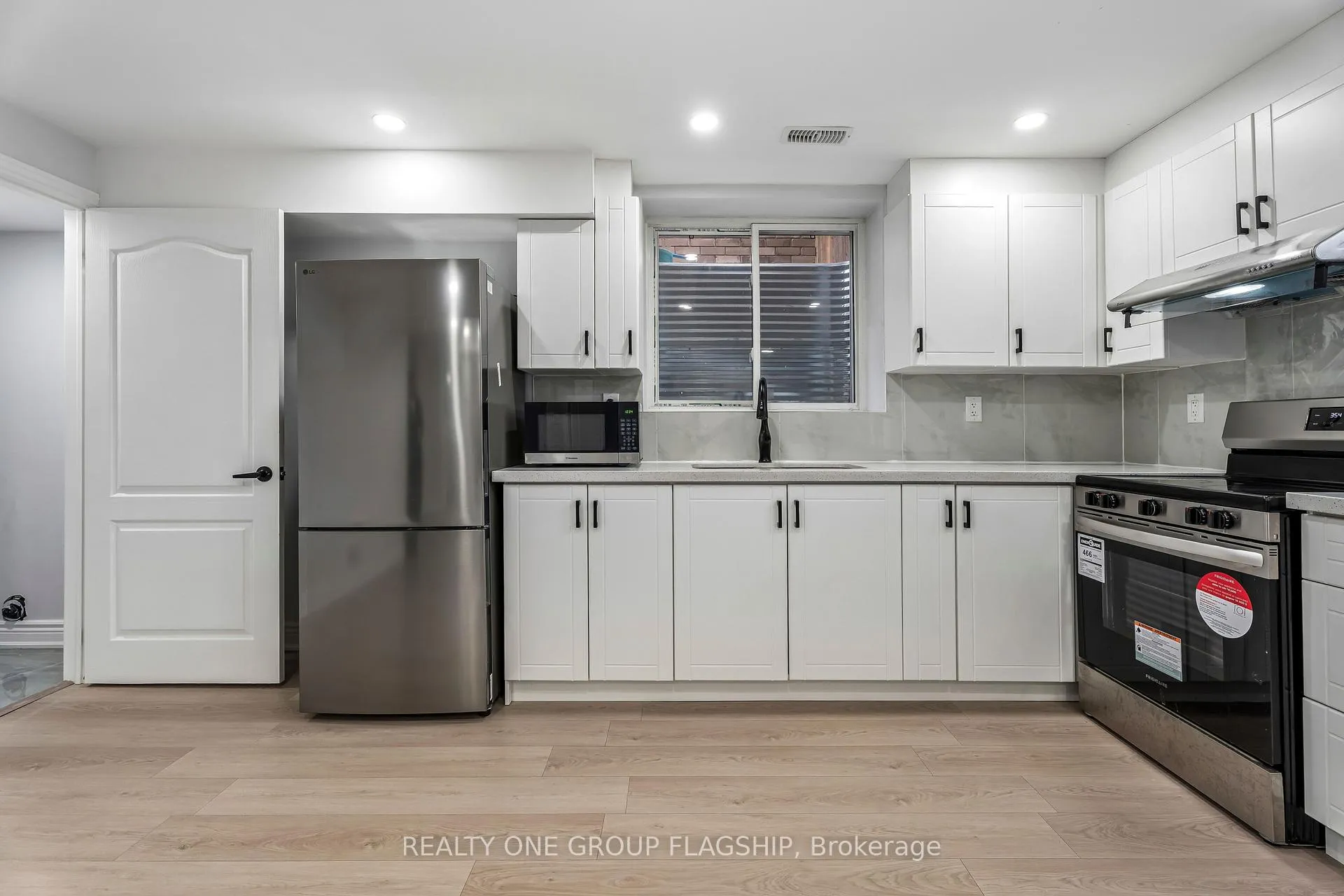 Photo 39 of 87 Dolomiti Court, Hamilton, Rural Glanbrook — HOMEH