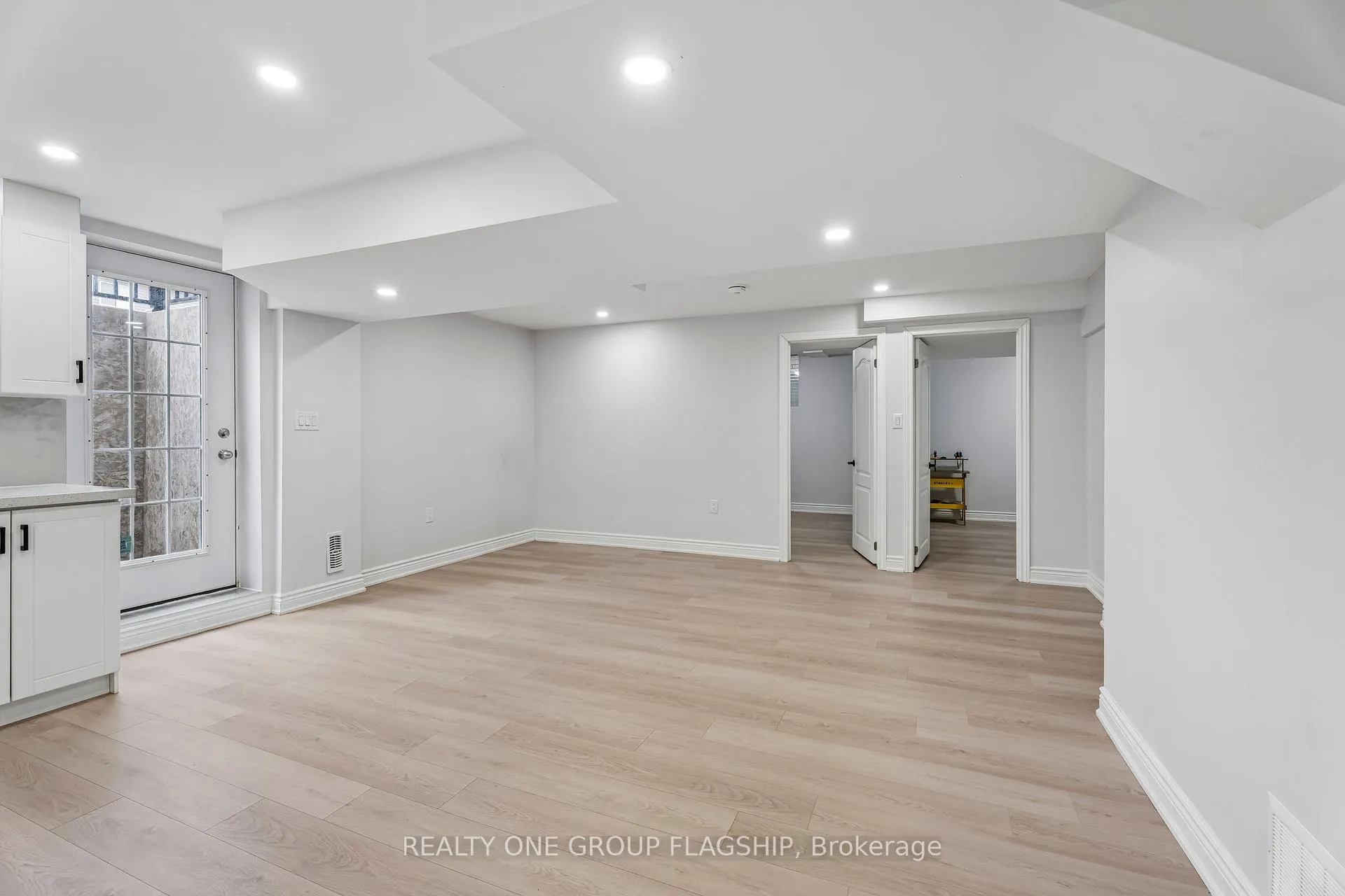 Photo 42 of 87 Dolomiti Court, Hamilton, Rural Glanbrook — HOMEH