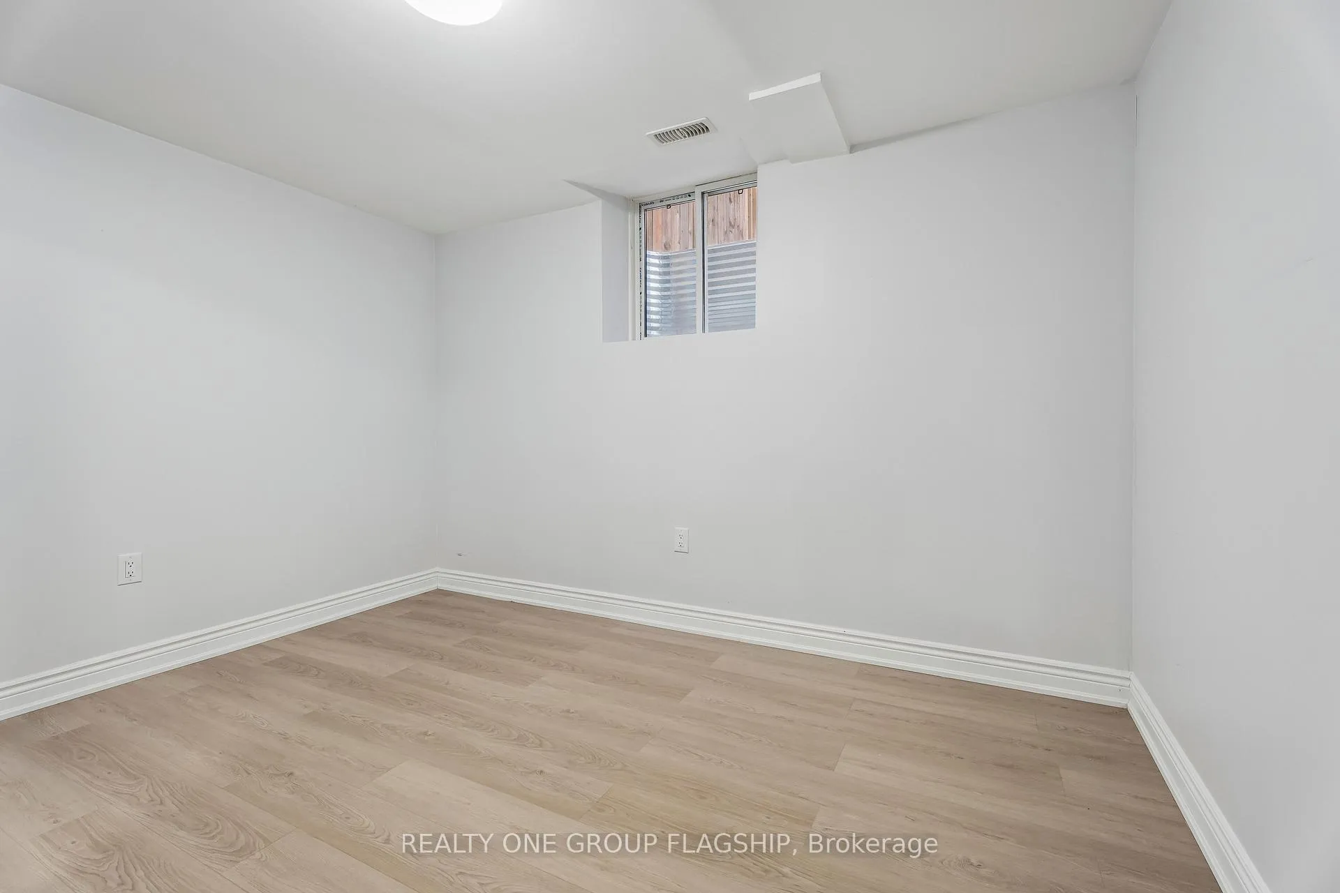 Photo 44 of 87 Dolomiti Court, Hamilton, Rural Glanbrook — HOMEH