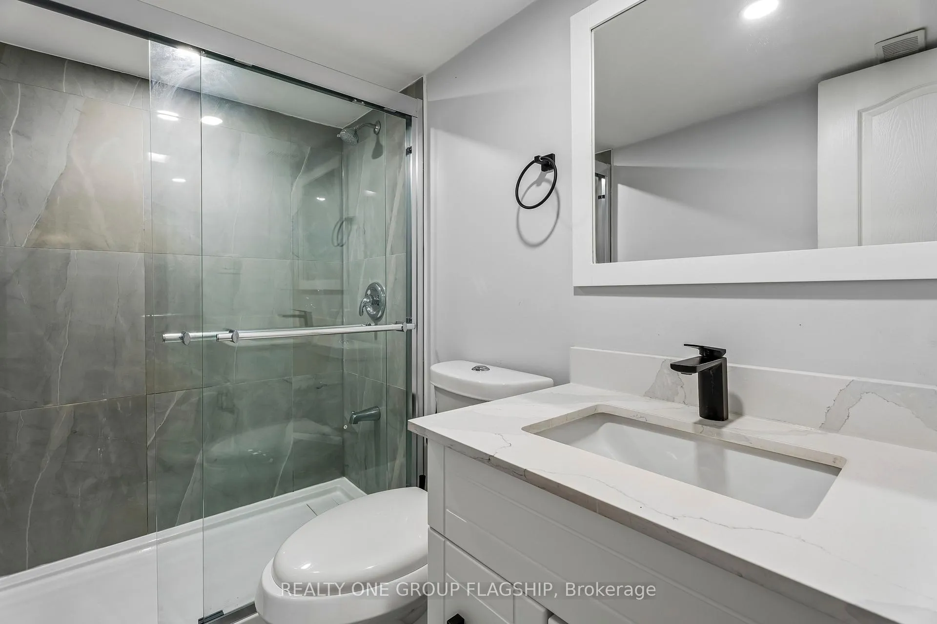 Photo 45 of 87 Dolomiti Court, Hamilton, Rural Glanbrook — HOMEH