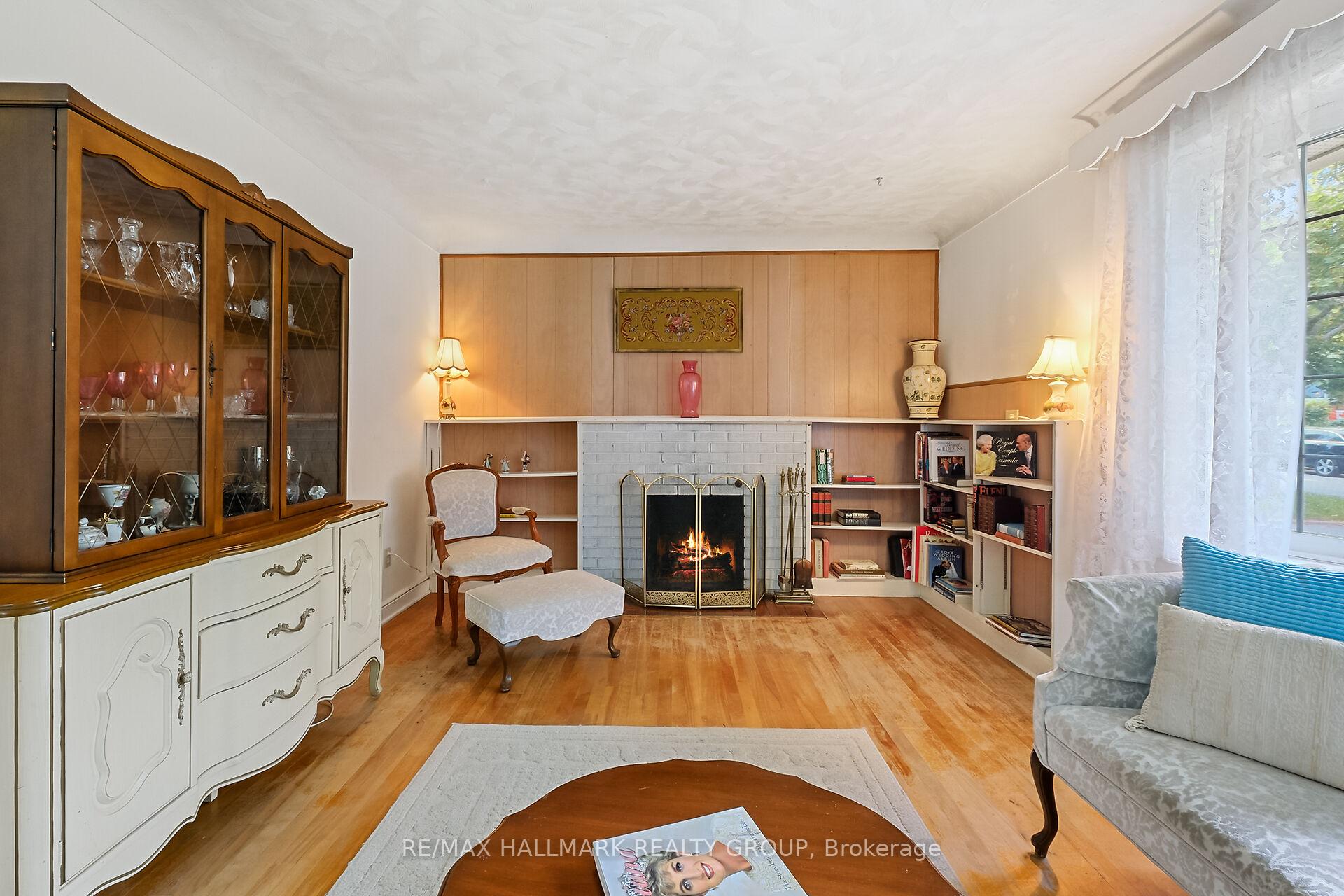 Photo 22 of 151 Fanshaw Avenue, Ottawa, Applewood Acres — HOMEH