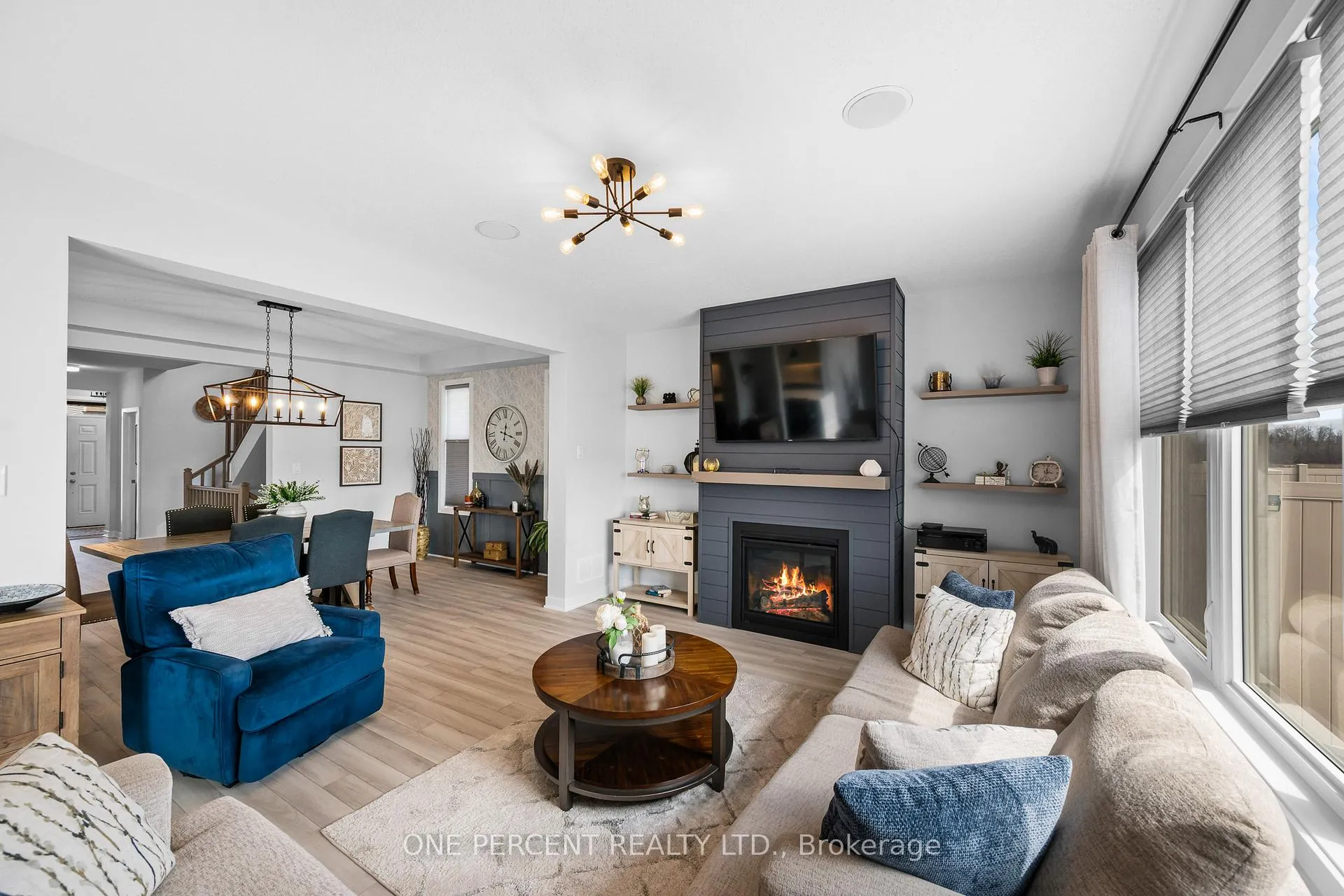 Photo 12 of 1002 Showman Street, Ottawa, Goulbourn Twp From Franktown Rd/South To Rideau — HOMEH