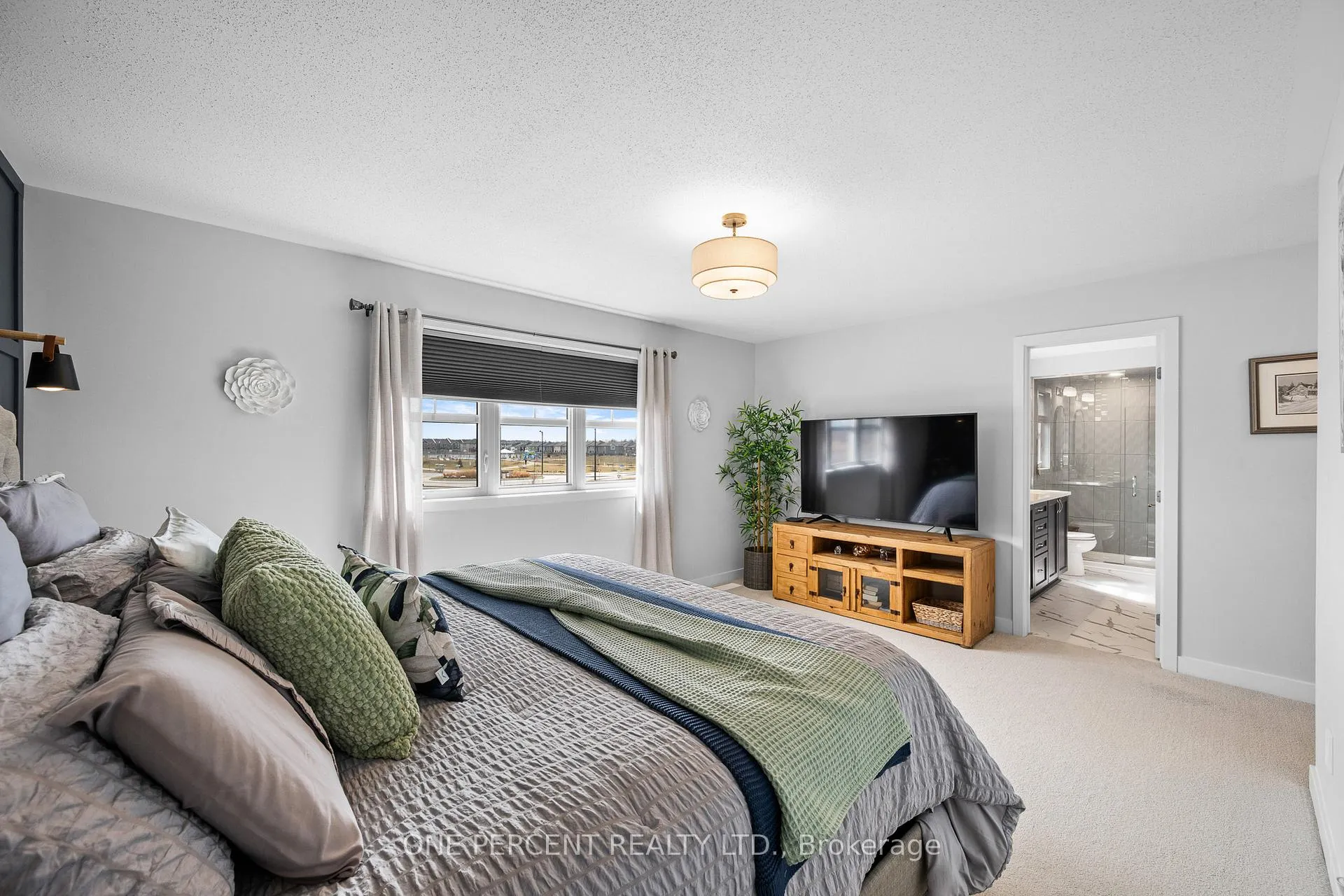 Photo 27 of 1002 Showman Street, Ottawa, Goulbourn Twp From Franktown Rd/South To Rideau — HOMEH