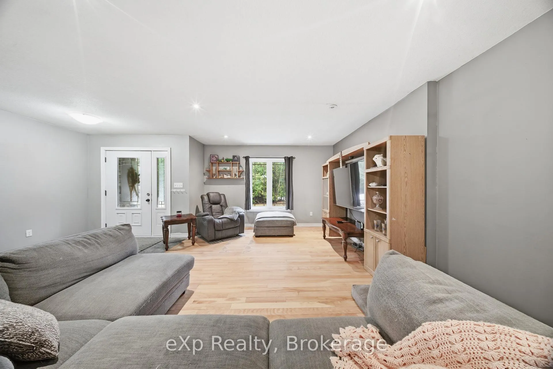 Photo 7 of 90806 Driftwood Beach Road, Howick — HOMEH