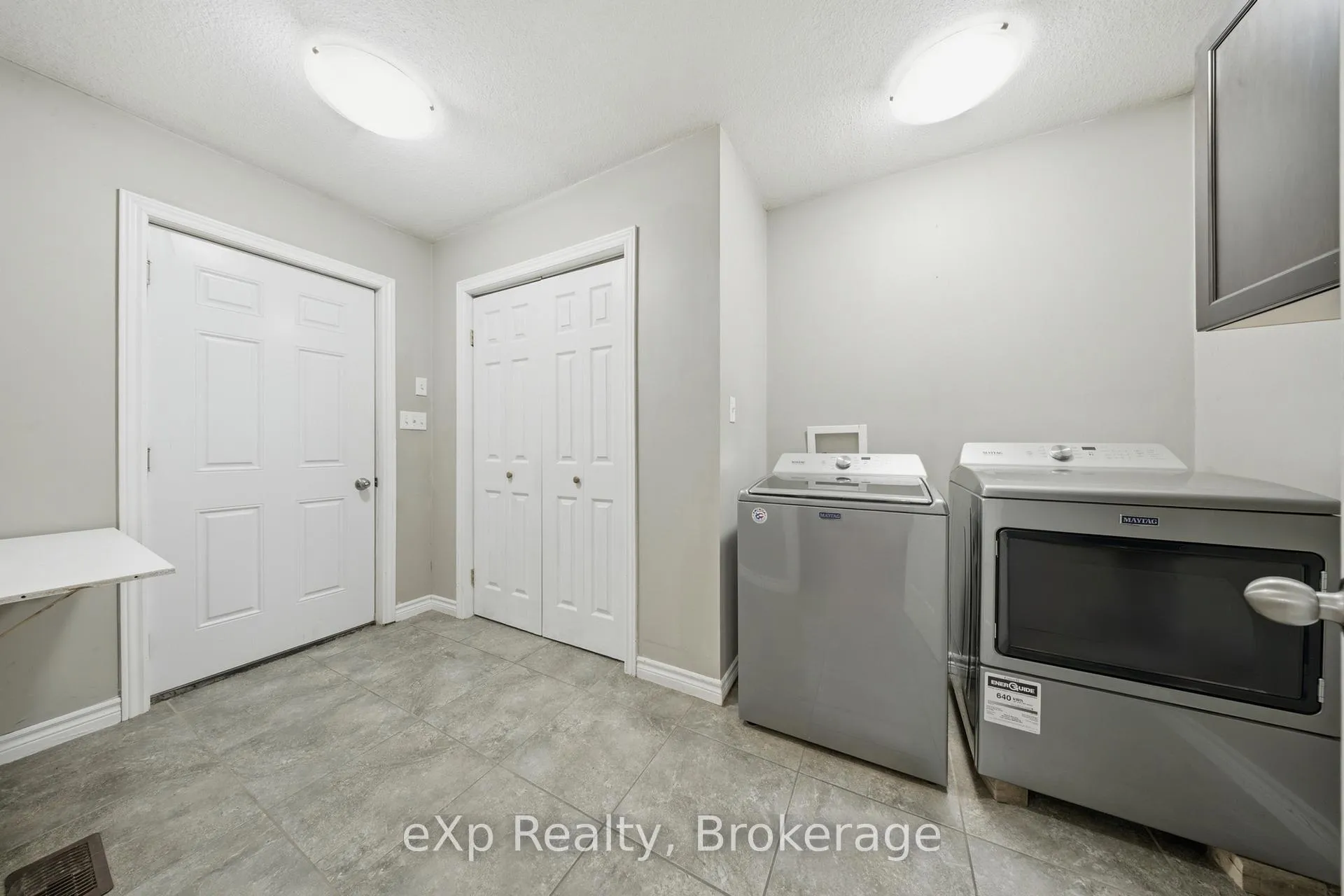 Photo 20 of 90806 Driftwood Beach Road, Howick — HOMEH
