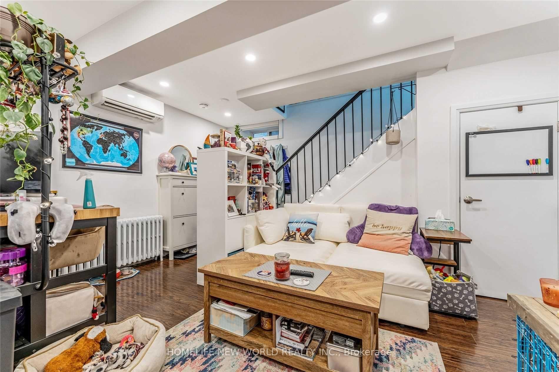 Photo 2 of Unit #4 Lower, 331 Grace Street, Toronto, Palmerston-Little Italy — HOMEH