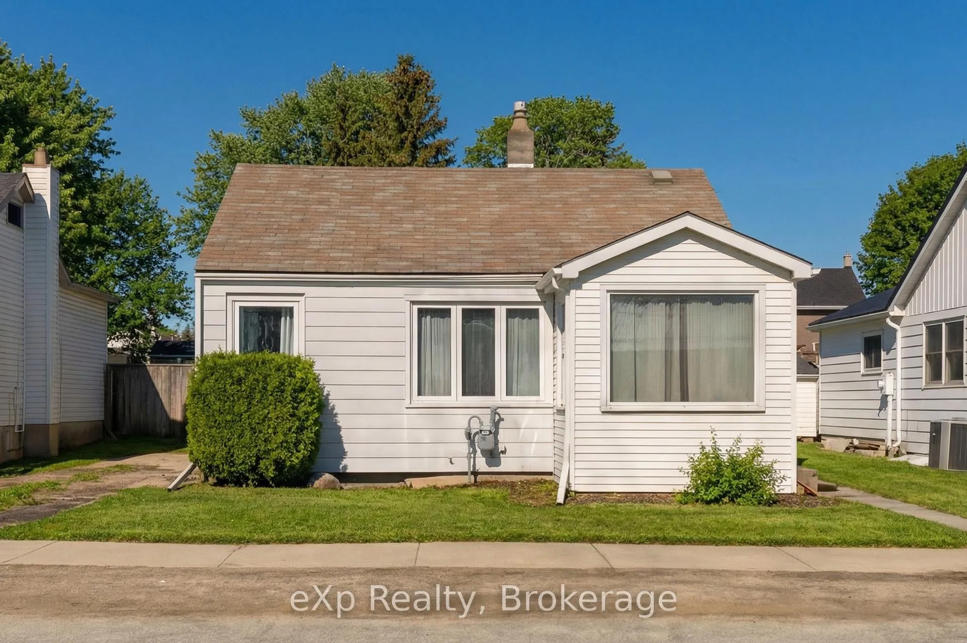 Photo 1 of 229 Havelock Avenue S, North Perth, Listowel — HOMEH