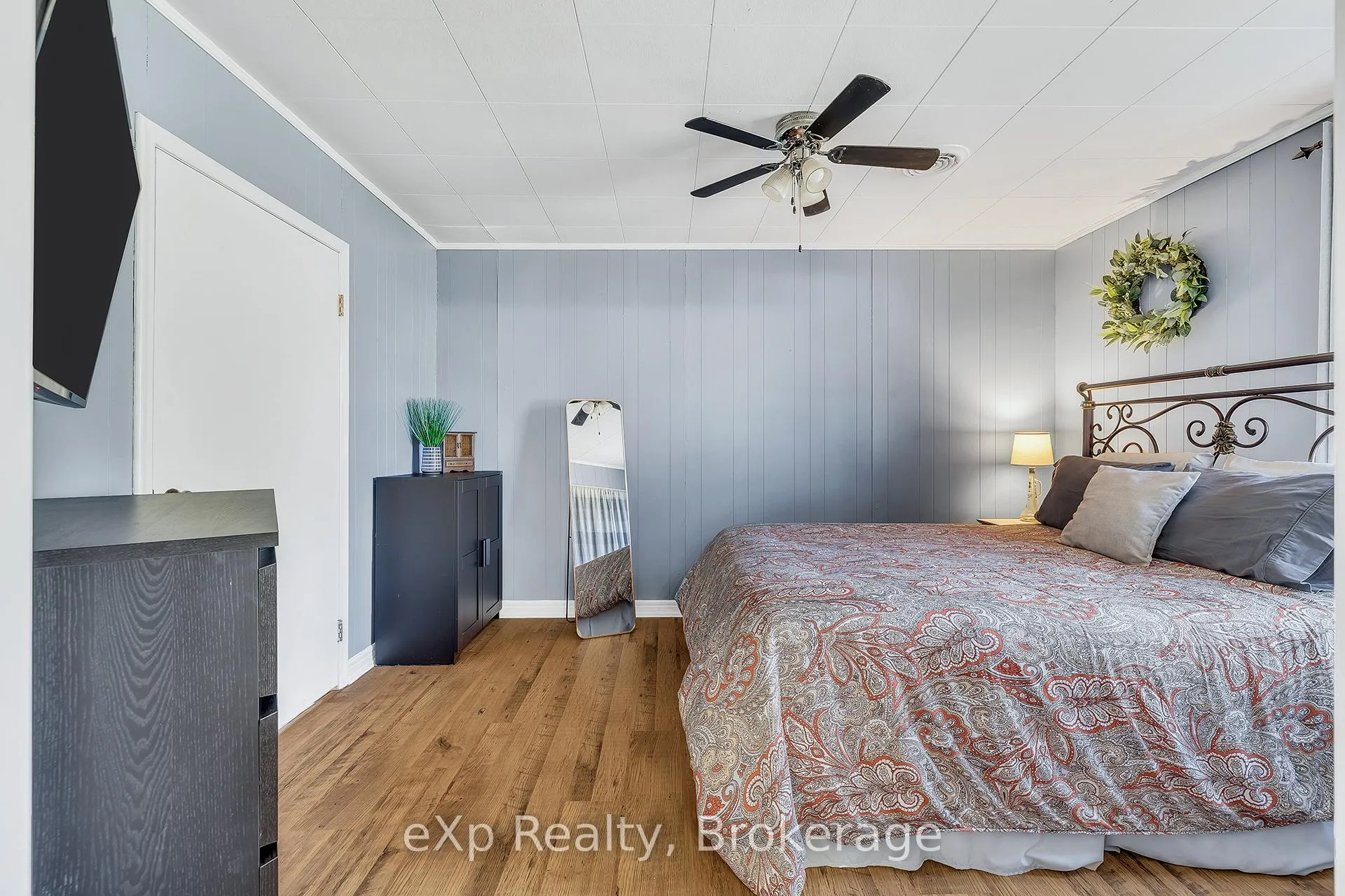 Photo 12 of 229 Havelock Avenue S, North Perth, Listowel — HOMEH