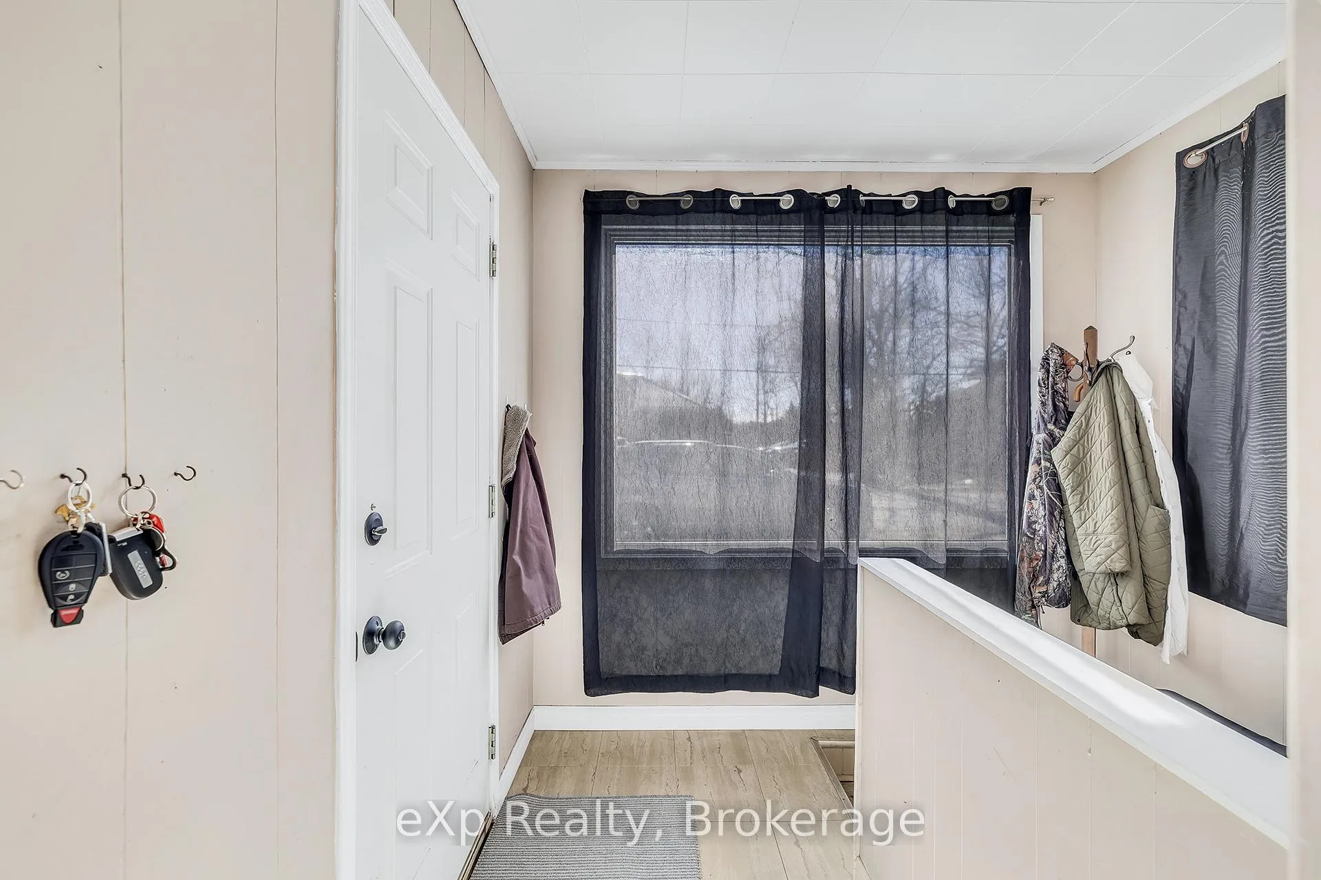 Photo 18 of 229 Havelock Avenue S, North Perth, Listowel — HOMEH