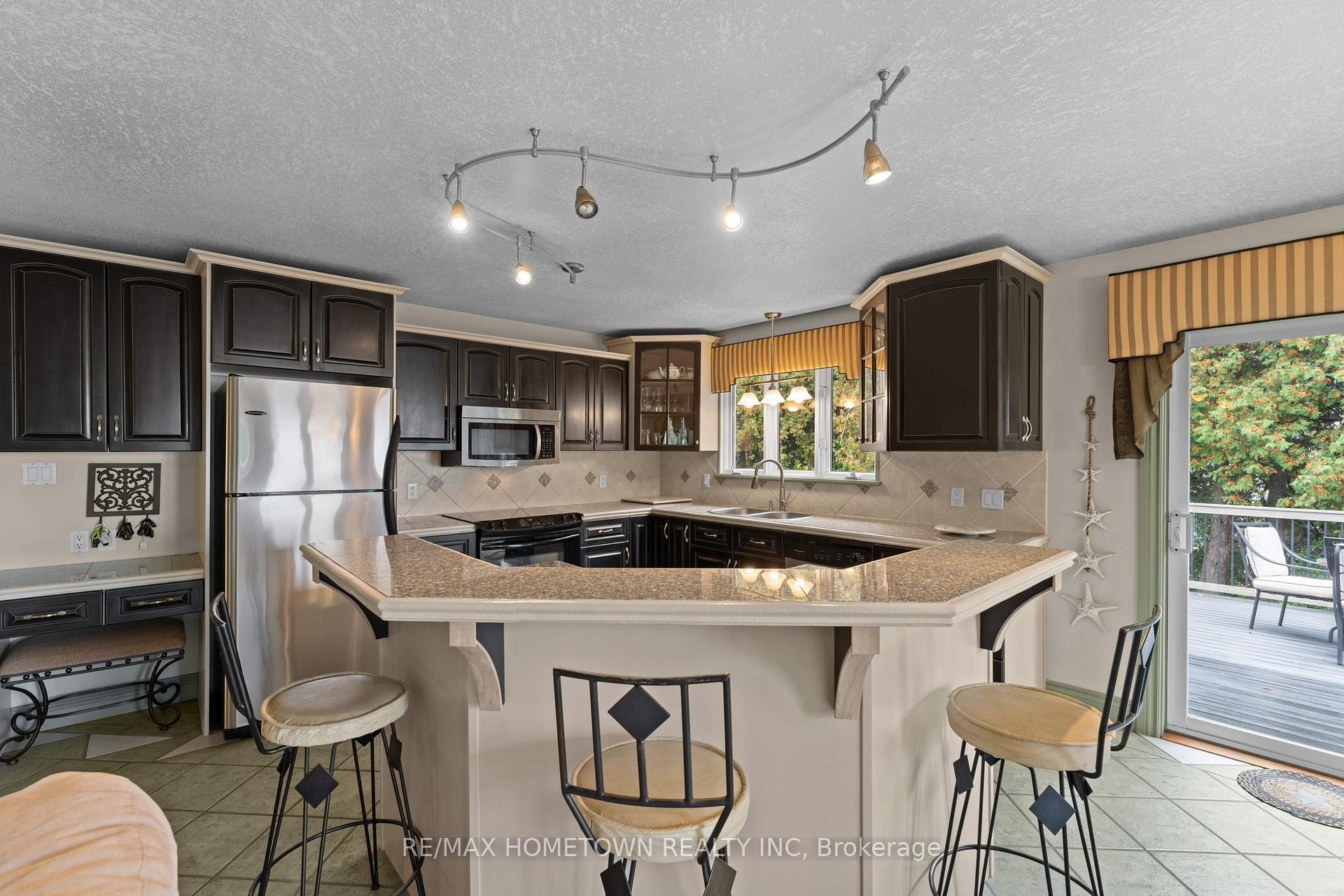 Photo 7 of 111 Lake Eloida Road, Athens, R of Yonge & Escott Twp — HOMEH