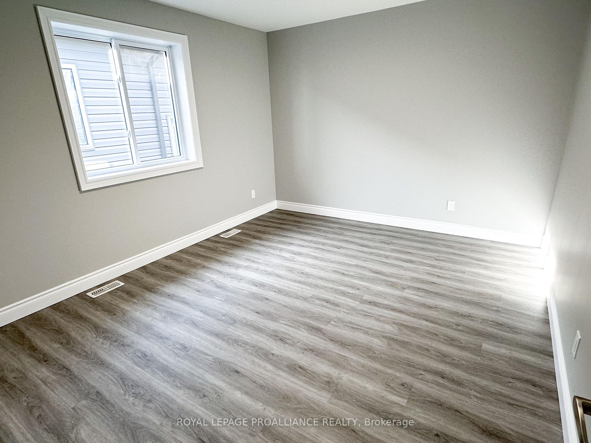 Photo 5 of 159A Sienna Avenue, Belleville, Belleville Ward — HOMEH