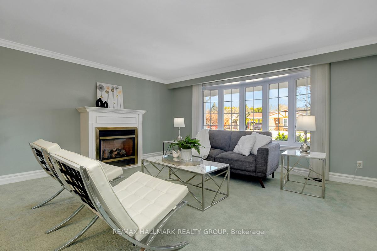 Photo 5 of 11 Wedgewood Crescent, Ottawa, Blackburn Hamlet — HOMEH