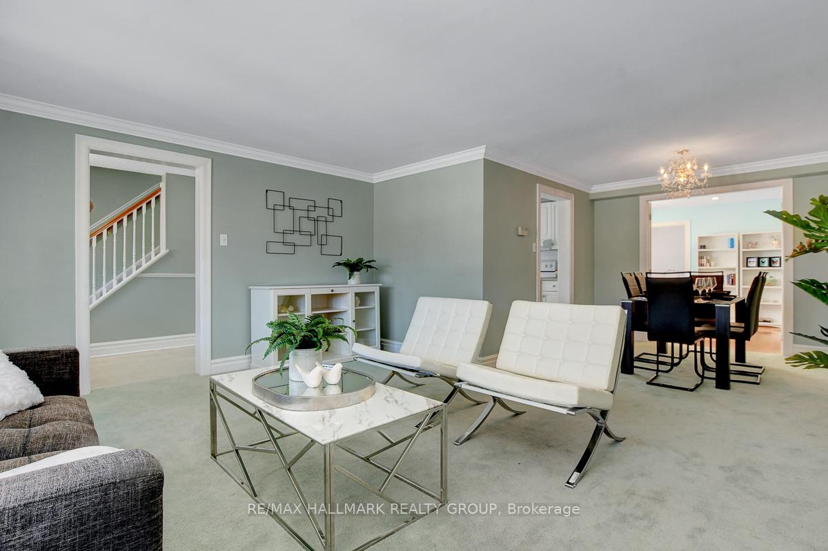 Photo 7 of 11 Wedgewood Crescent, Ottawa, Blackburn Hamlet — HOMEH