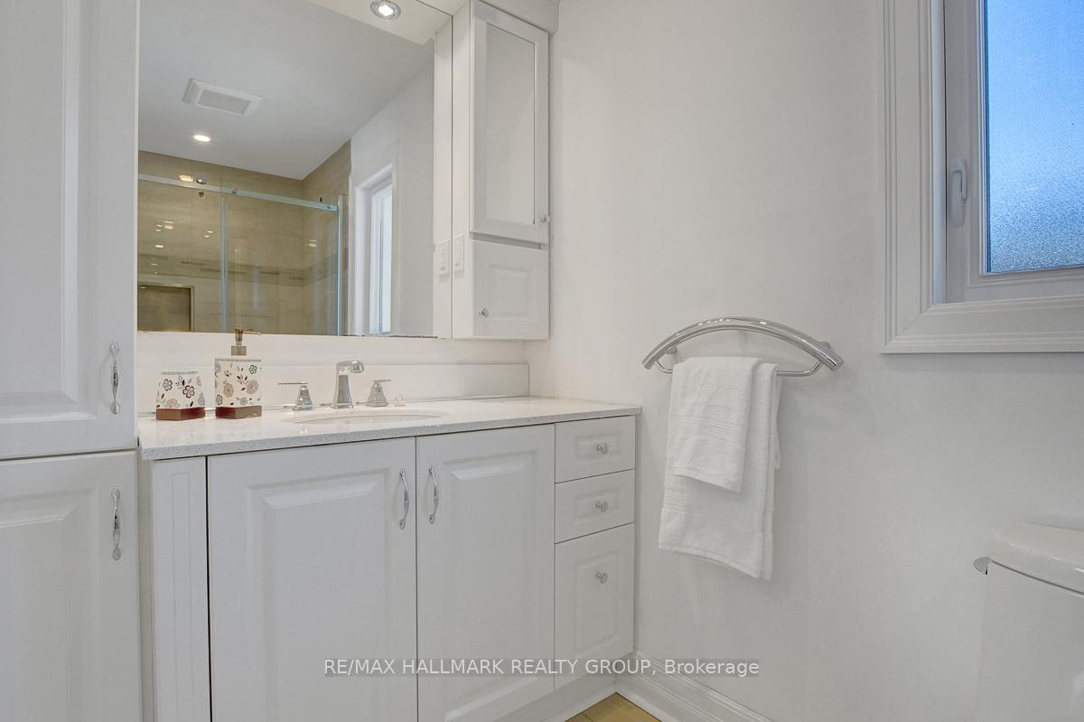 Photo 13 of 11 Wedgewood Crescent, Ottawa, Blackburn Hamlet — HOMEH