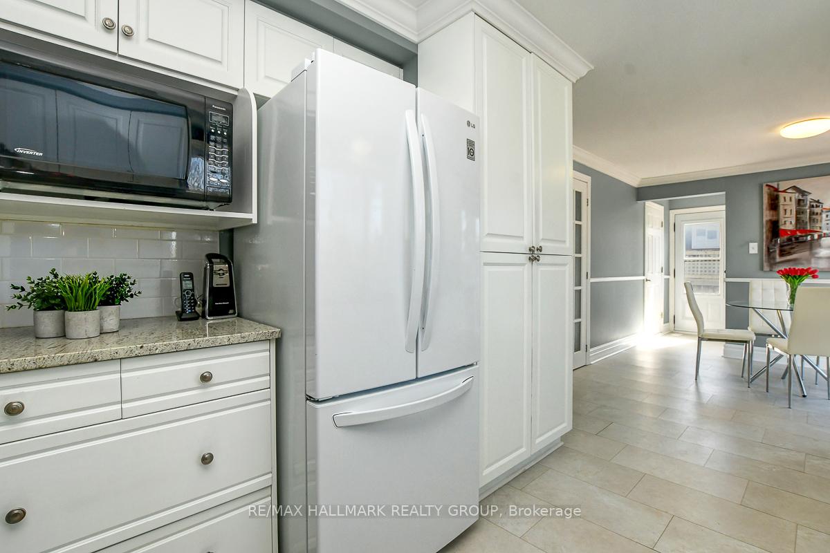 Photo 18 of 11 Wedgewood Crescent, Ottawa, Blackburn Hamlet — HOMEH