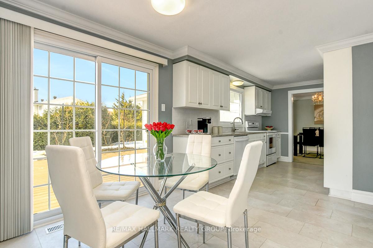Photo 19 of 11 Wedgewood Crescent, Ottawa, Blackburn Hamlet — HOMEH