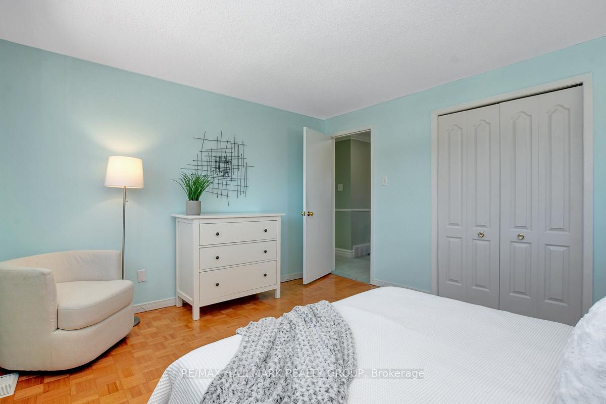 Photo 24 of 11 Wedgewood Crescent, Ottawa, Blackburn Hamlet — HOMEH
