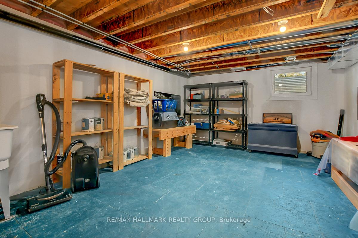 Photo 36 of 11 Wedgewood Crescent, Ottawa, Blackburn Hamlet — HOMEH