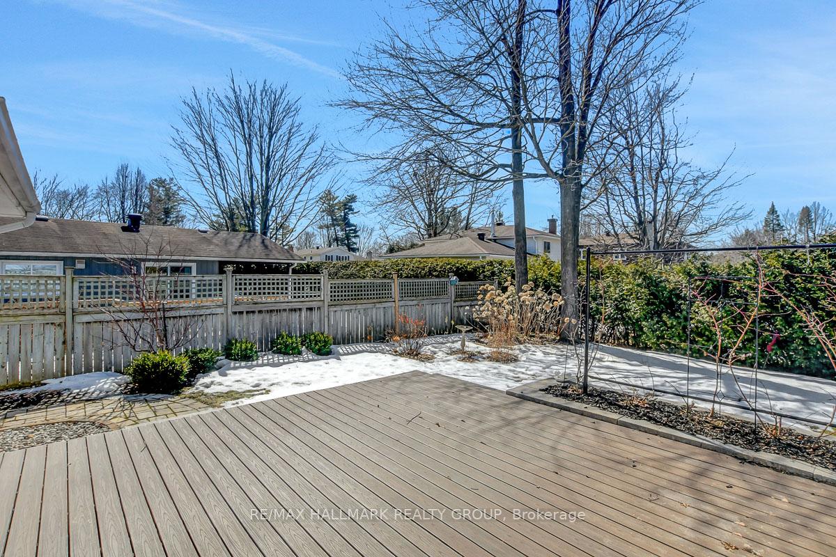 Photo 39 of 11 Wedgewood Crescent, Ottawa, Blackburn Hamlet — HOMEH