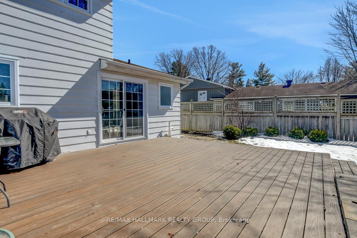 Photo 38 of 11 Wedgewood Crescent, Ottawa, Blackburn Hamlet — HOMEH